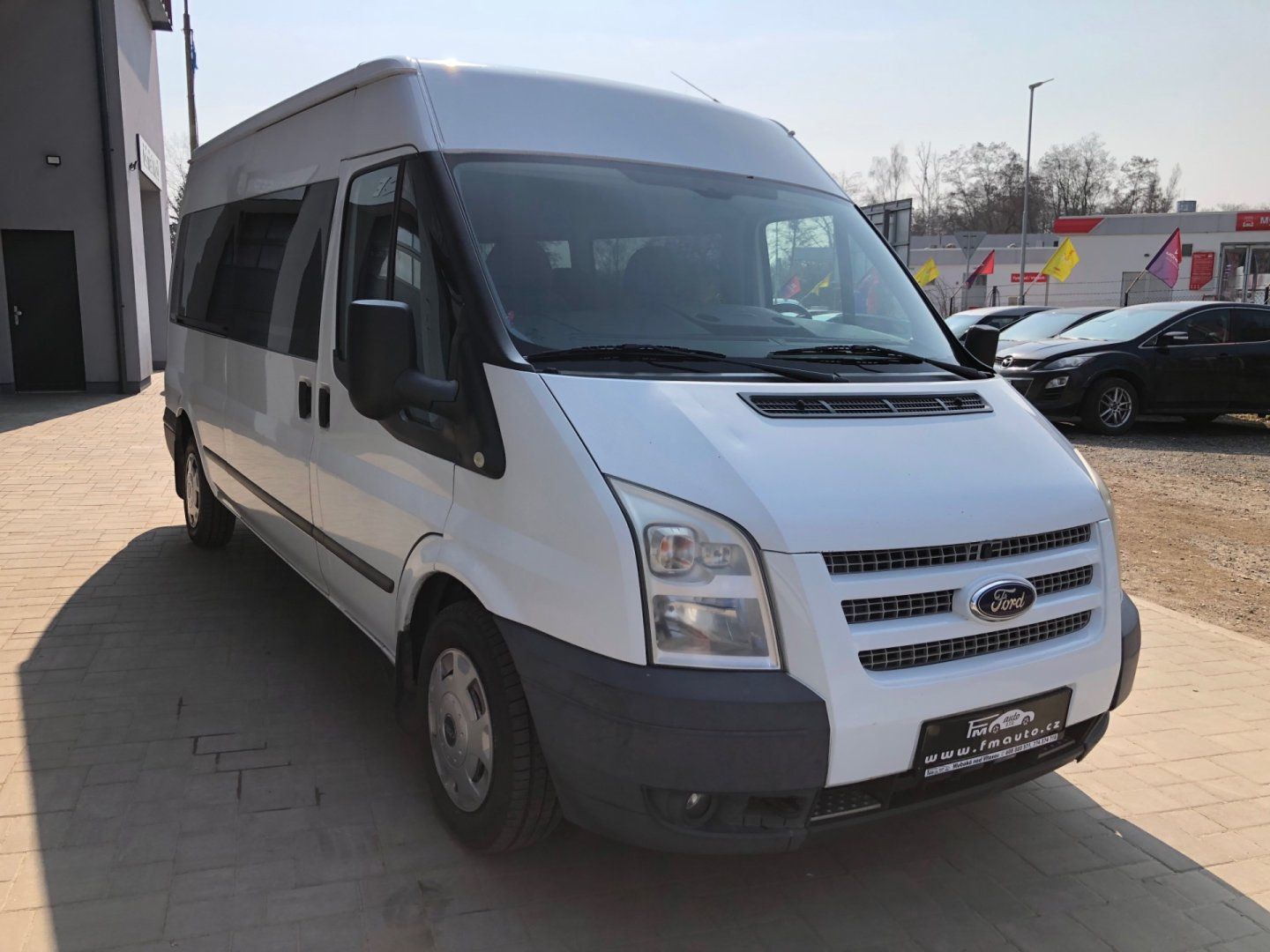 Ford Transit, 2.2 TDCi 9 Míst - fotka 4
