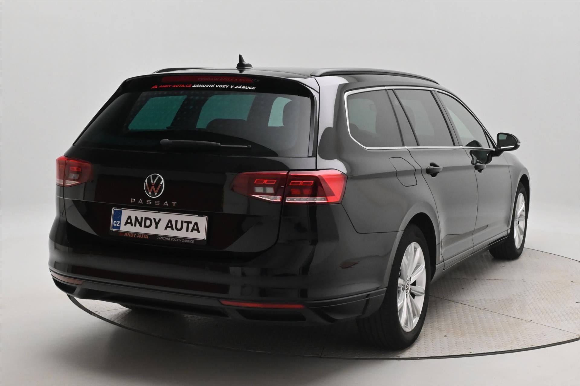 Volkswagen Passat, 2,0 TDI 110 KW Business Záruka - fotka 5