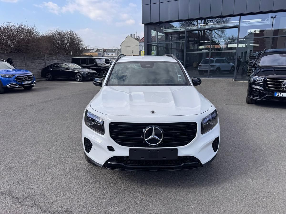 Mercedes-Benz GLB, 200 d 4MATIC - fotka 2