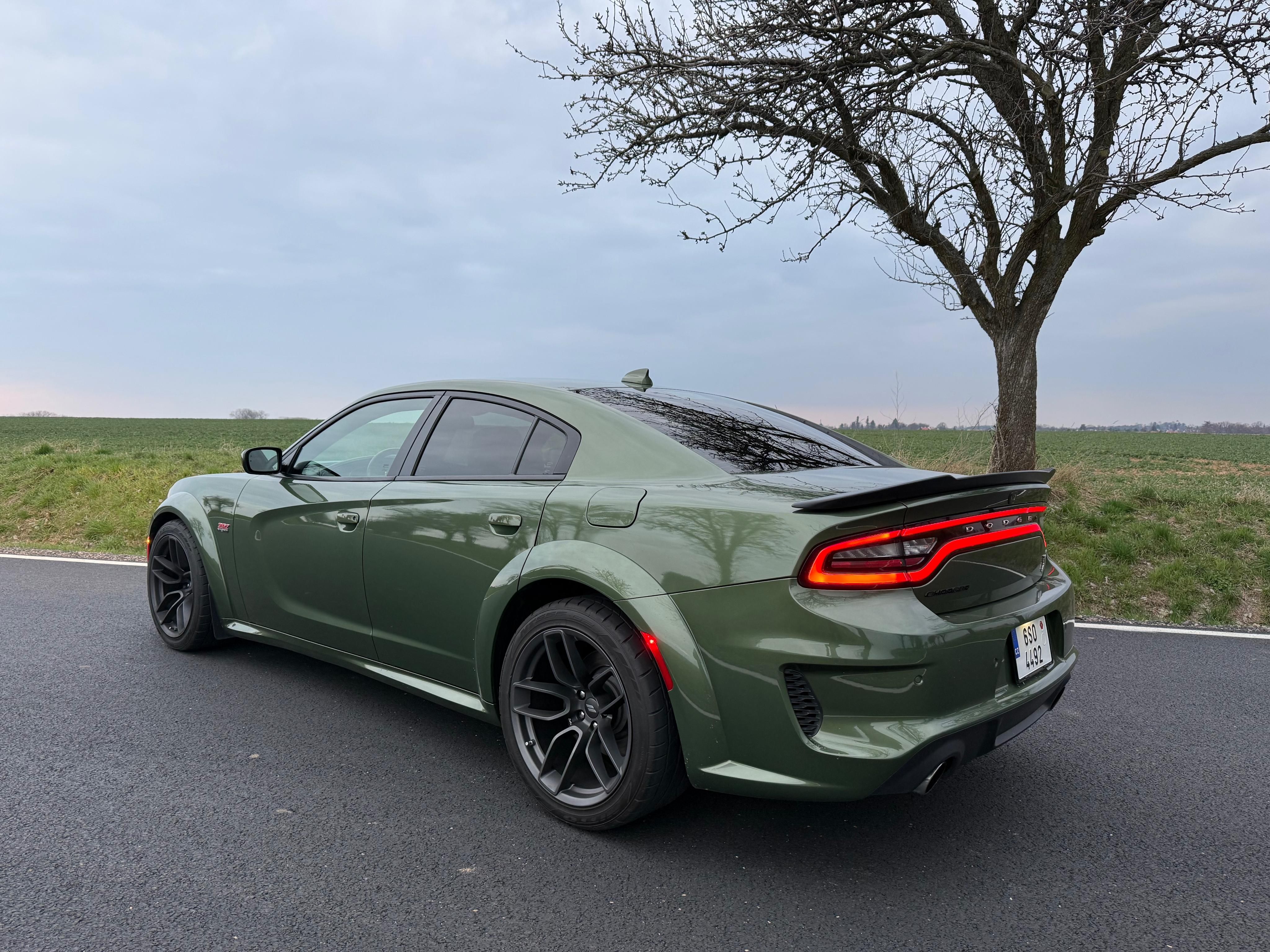 Dodge Charger, 6.4 Widebody Scatpack, DPH - fotka 2