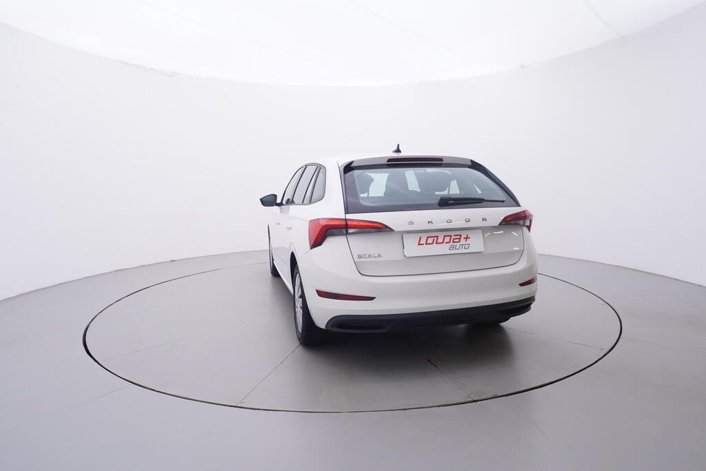 Škoda Scala, Ambition 1.0 TSI 70 kW - fotka 4