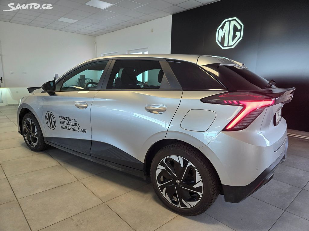 MG MG4, EV Elegance 64kWh - fotka 3