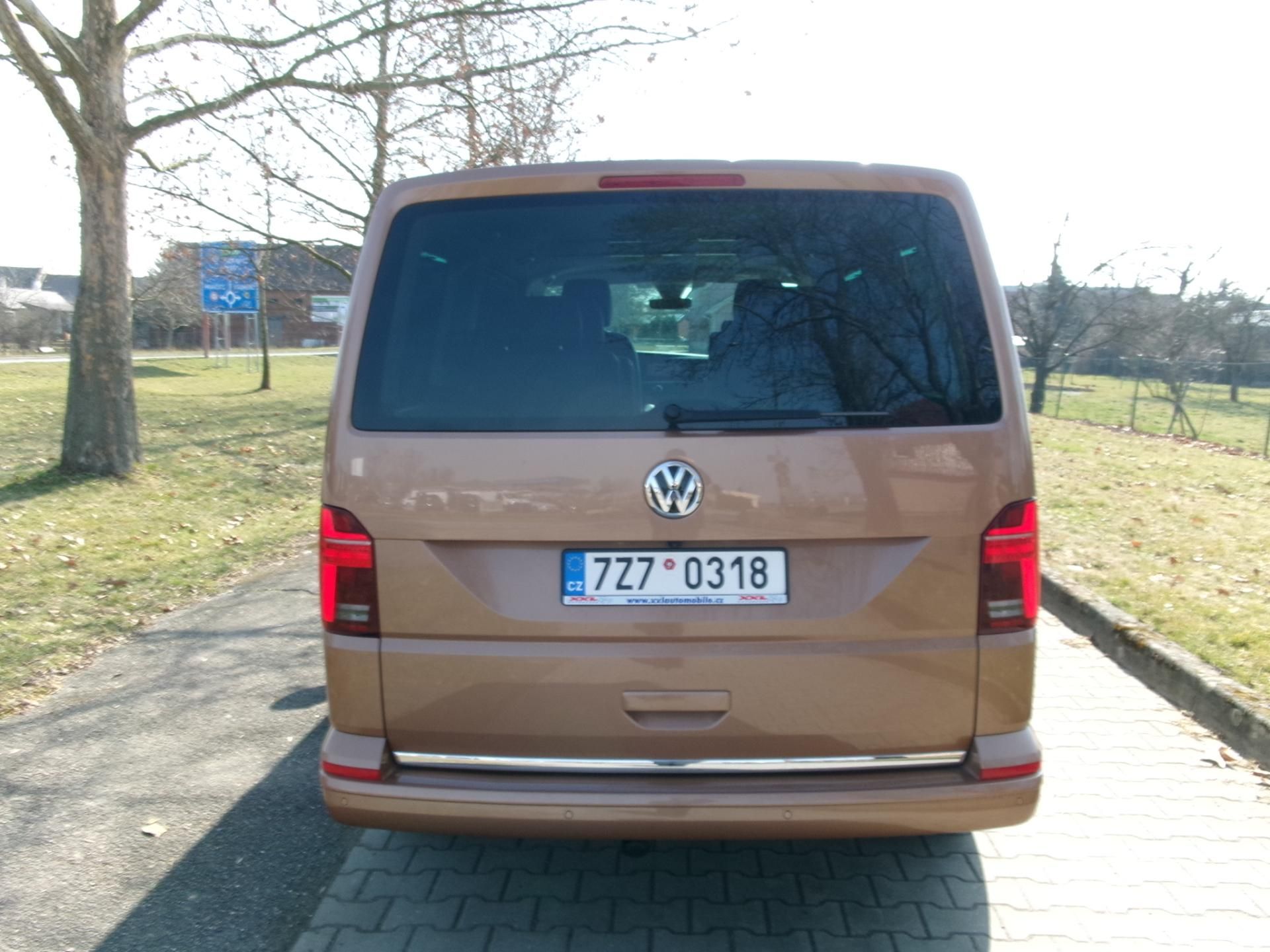 Volkswagen Multivan, 2,0TDI DSG NAVI AC BT - fotka 5