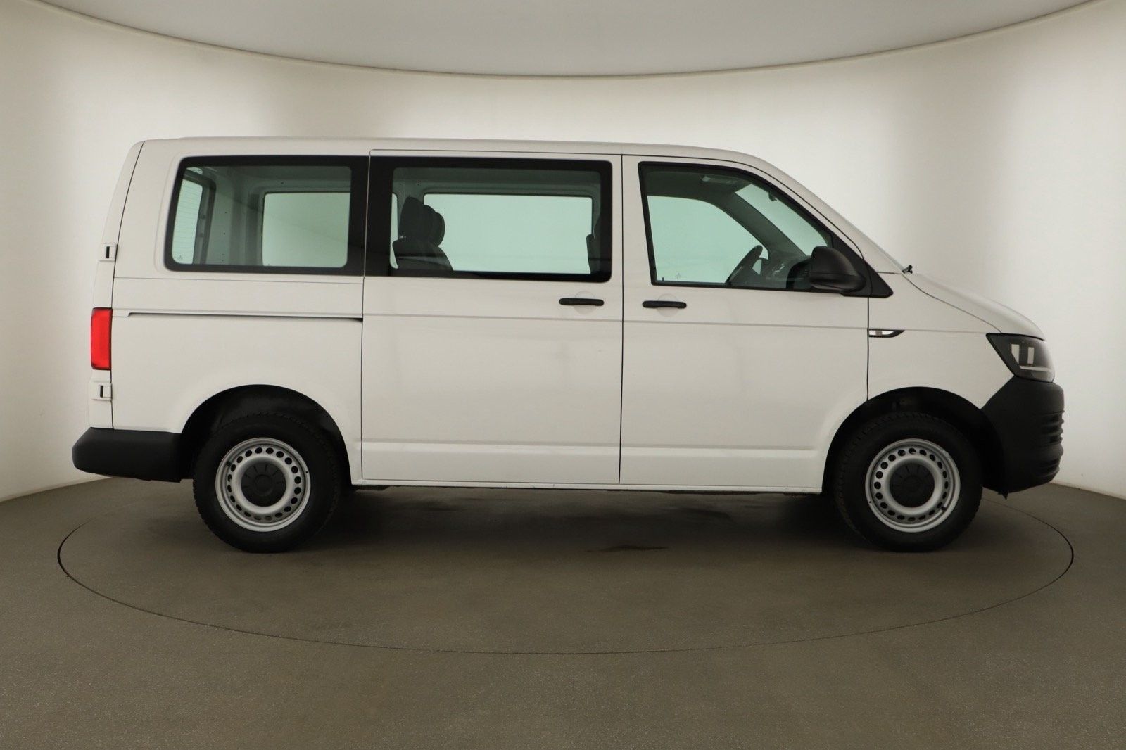Volkswagen Transporter, 2.0 TDI, Kombi, 6 míst, KR - fotka 6