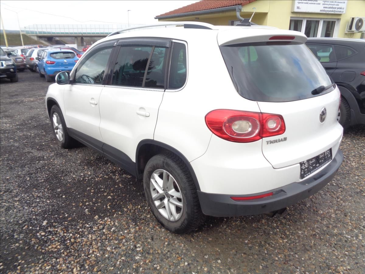 Volkswagen Tiguan, 2,0 - fotka 5