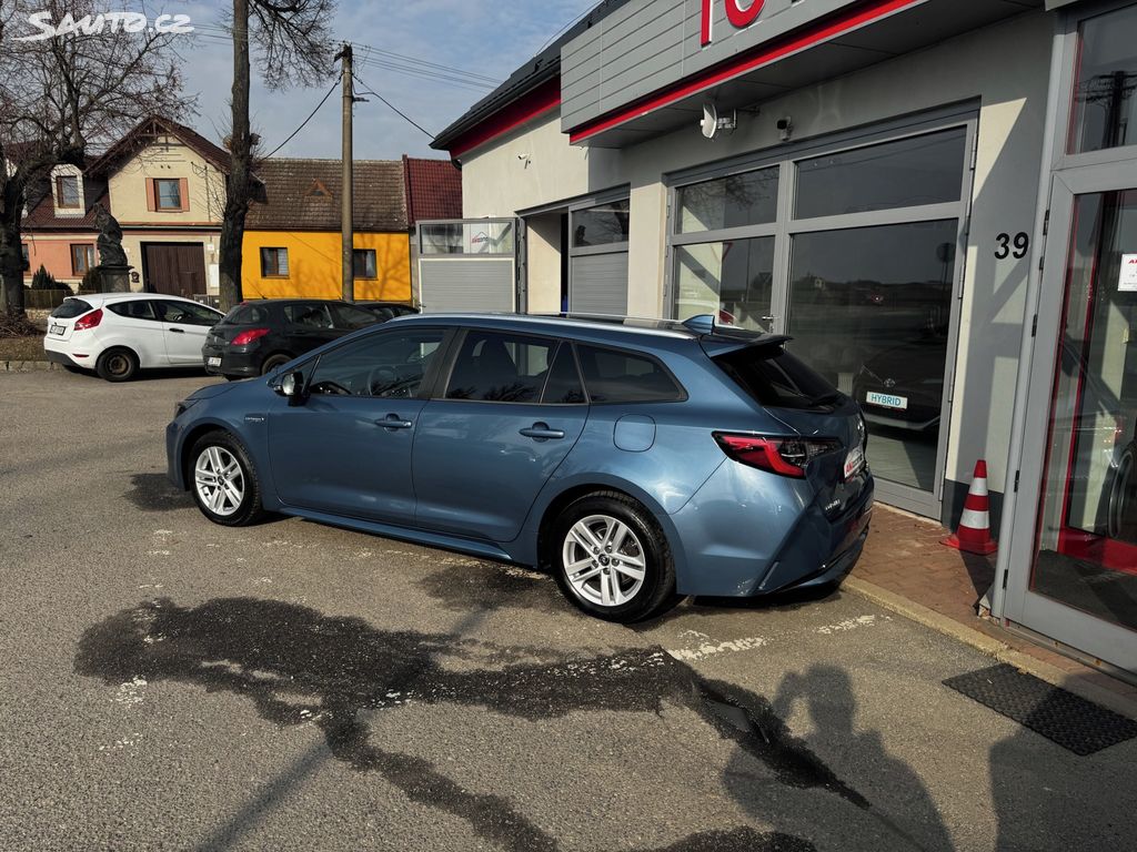 Toyota Corolla, fotka 3