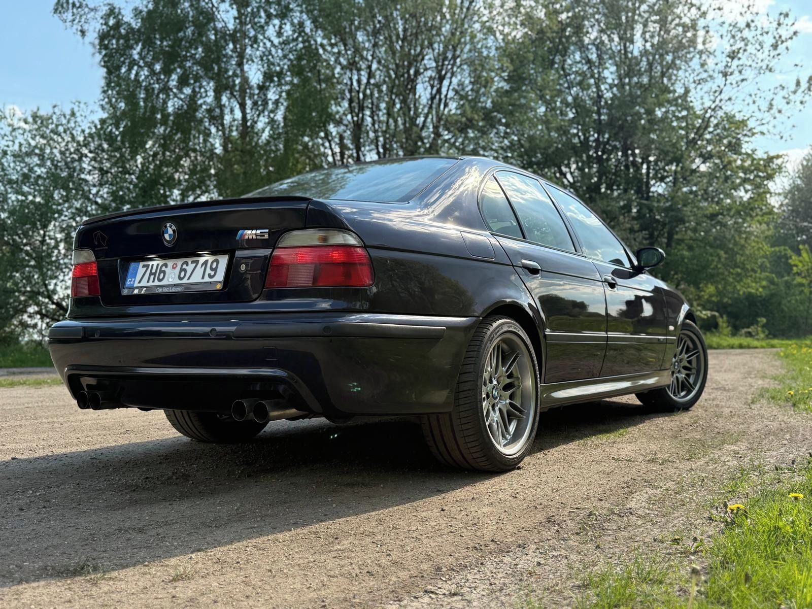 BMW M5, Bez koroze, po servisu - fotka 5