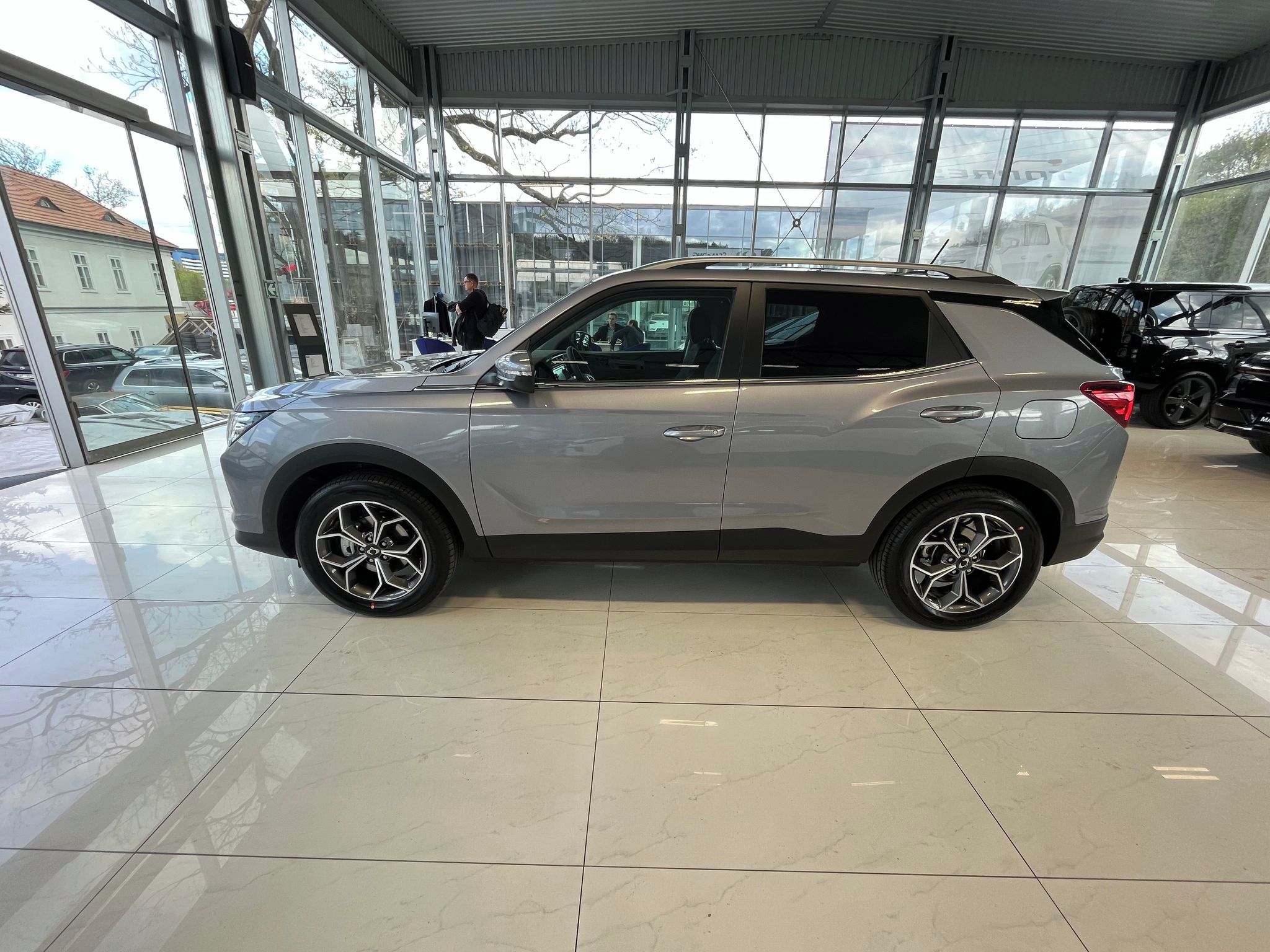 KGM Korando, PREMIUM 1.5 GDI-T - fotka 4