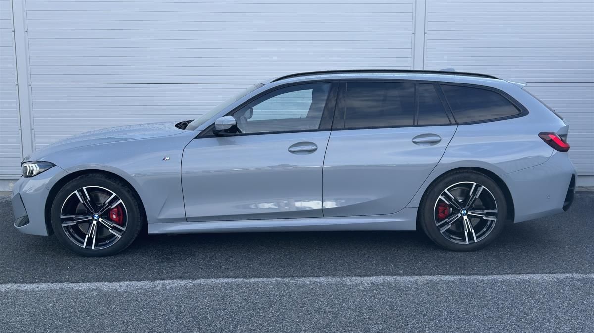 BMW Řada 3, 330d xDrive Touring - fotka 3
