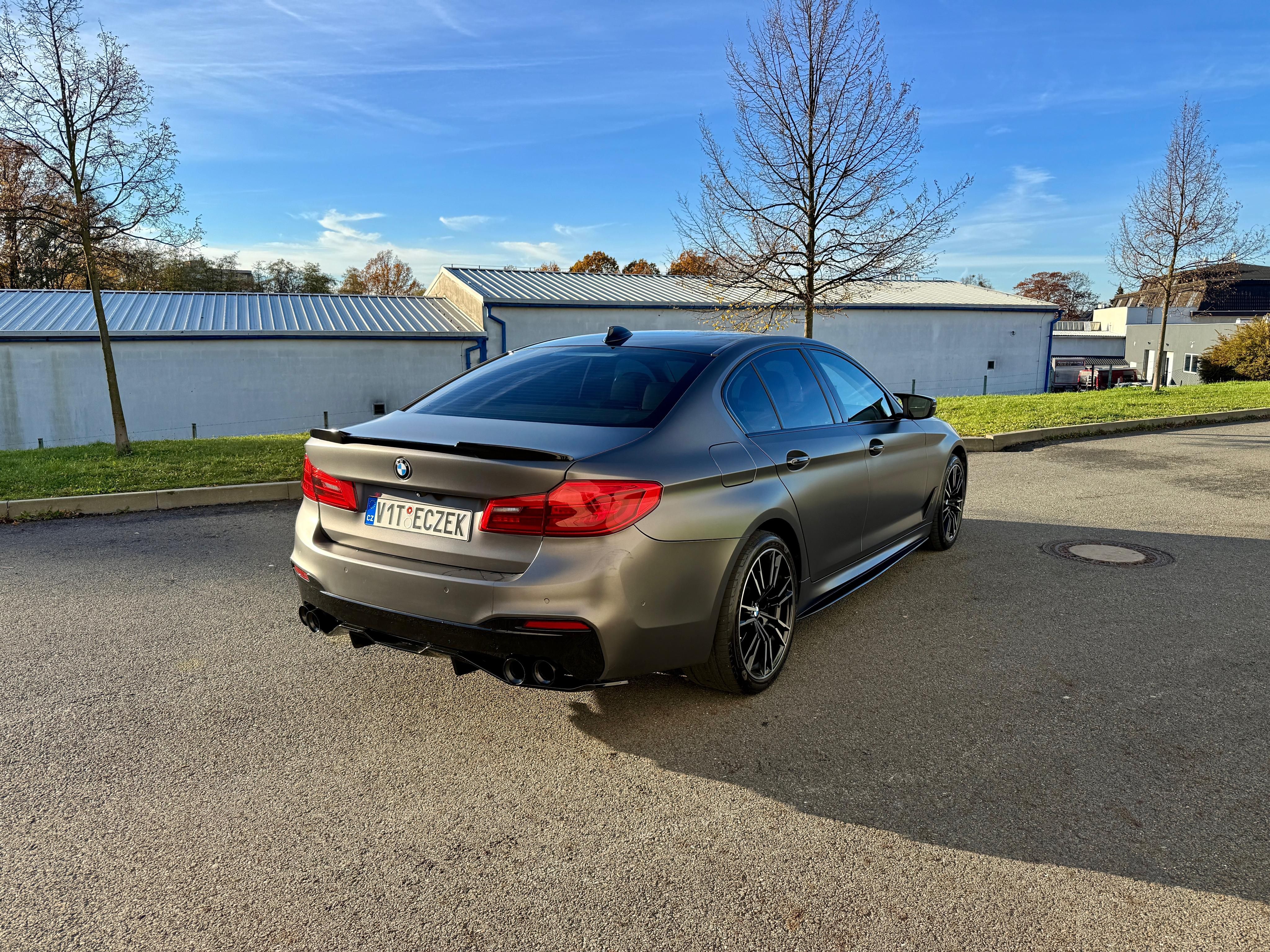 BMW Řada 5, 520d (G30), 130tkm CZ - fotka 4