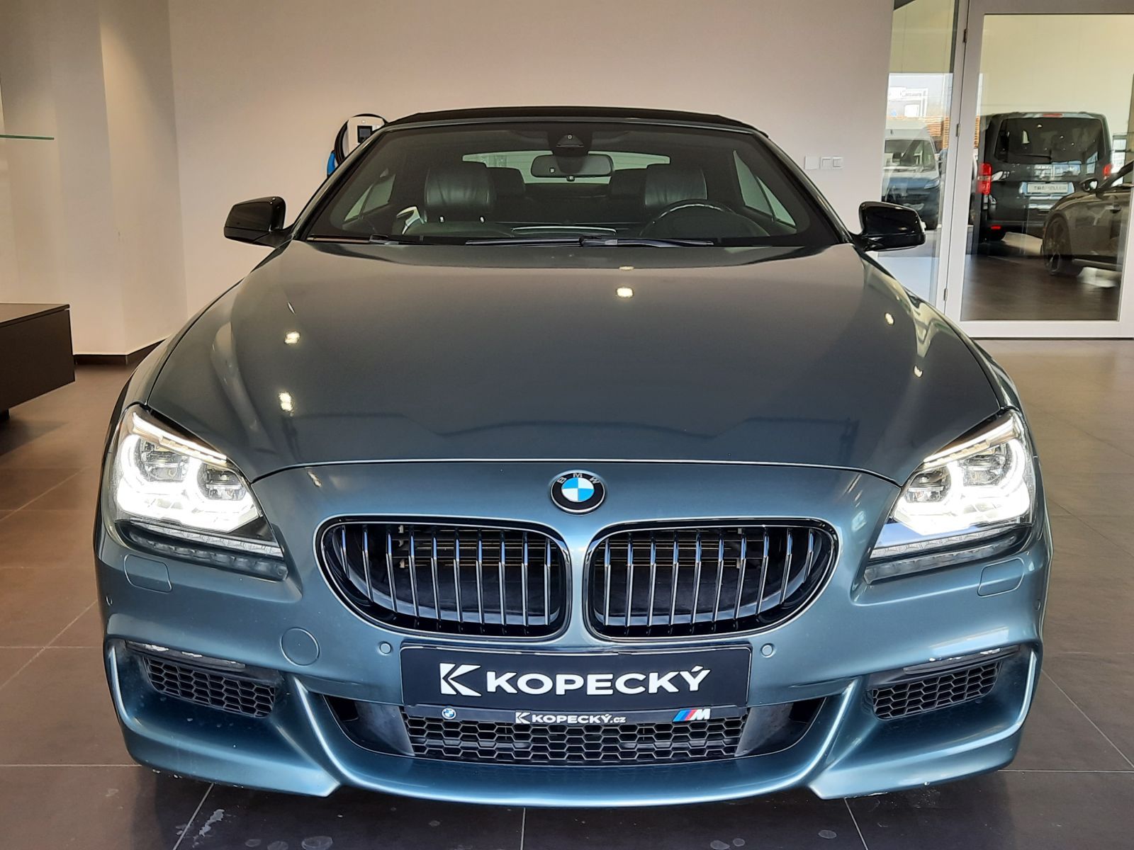 BMW Řada 6, 650i xDrive - fotka 2