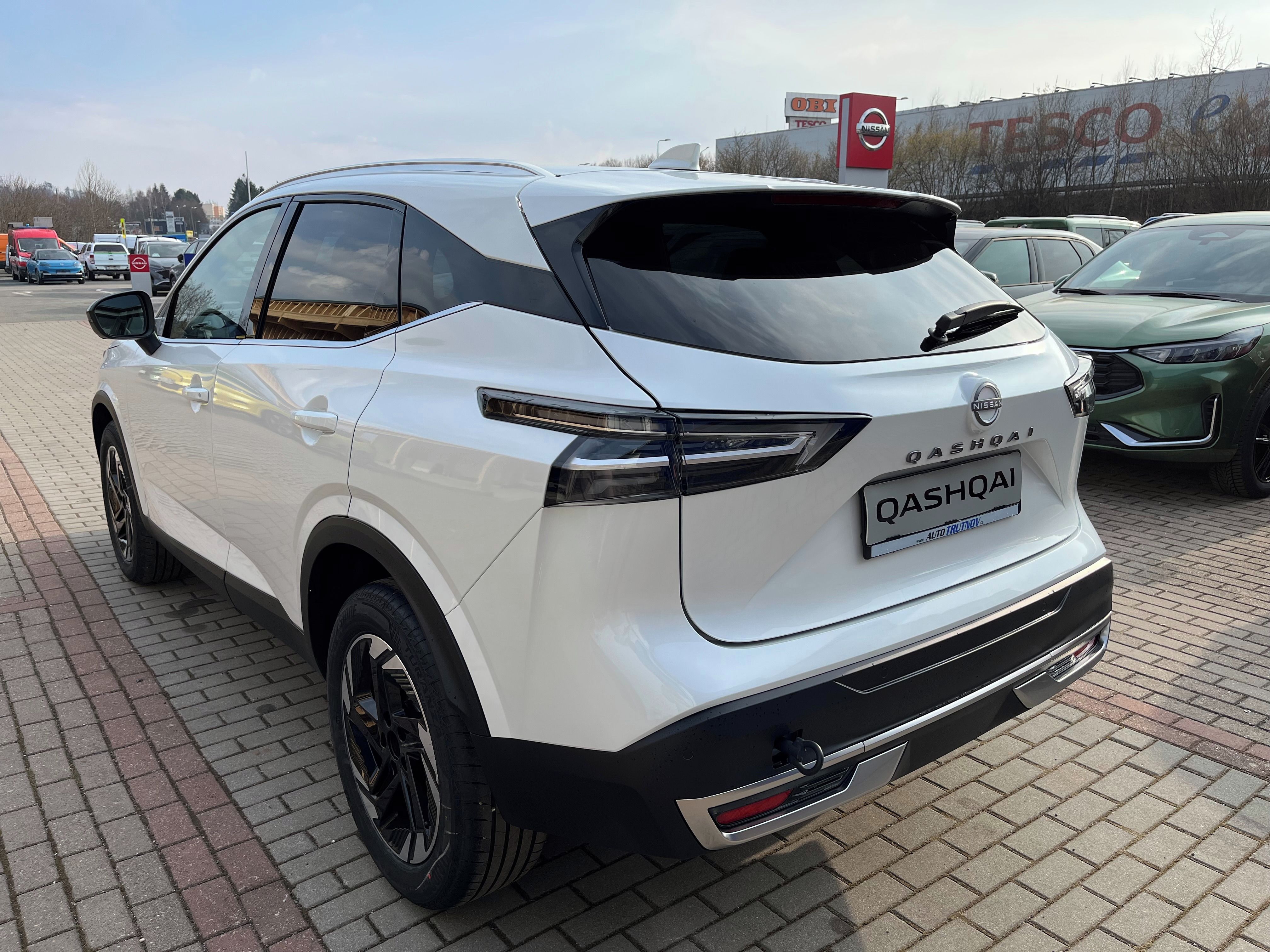 Nissan Qashqai, 1.3DIG-T MHEV 116kW N-Connecta - fotka 3