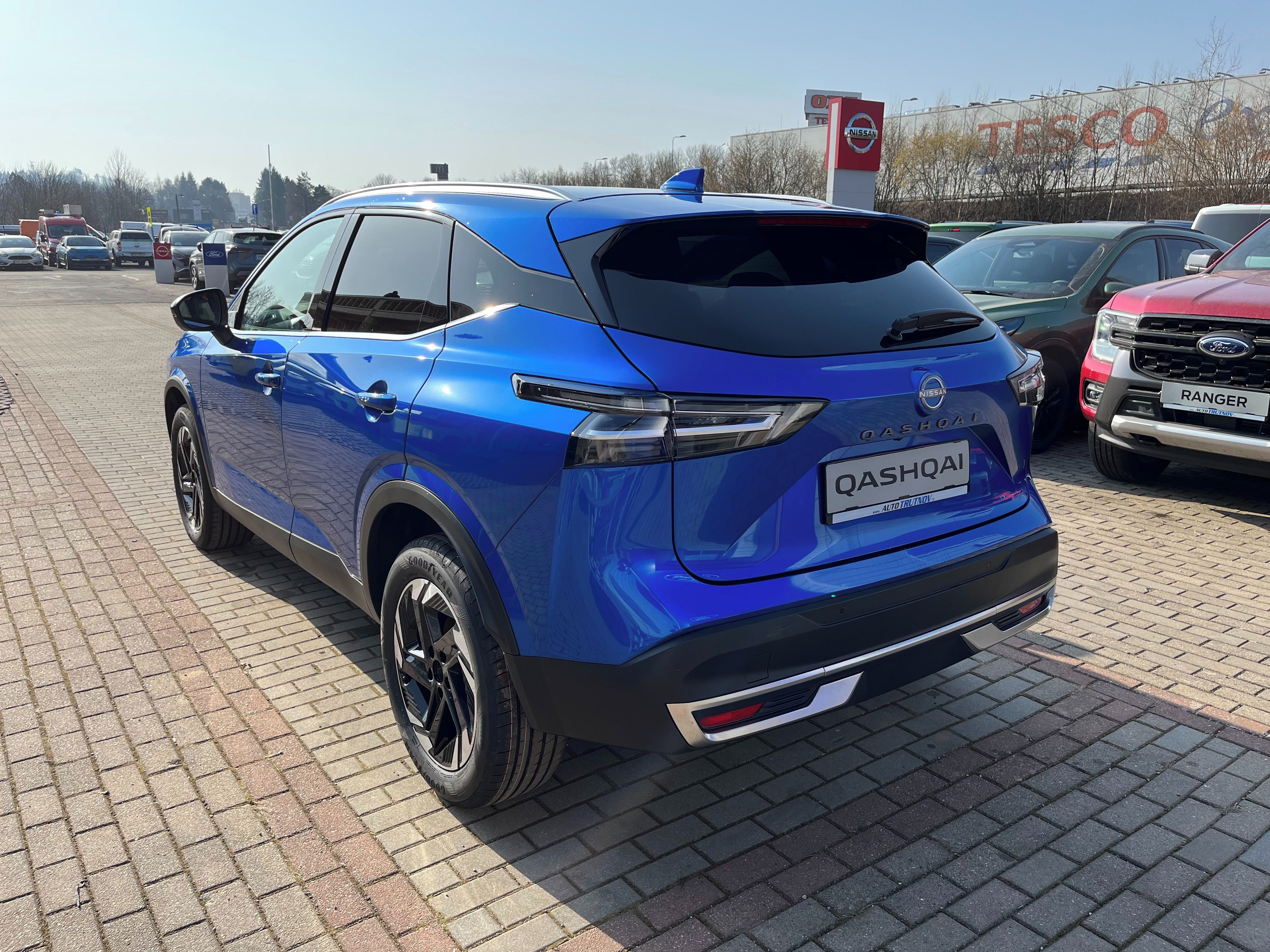Nissan Qashqai, 1.3 DIG-T 103 kW N-Connecta - fotka 3