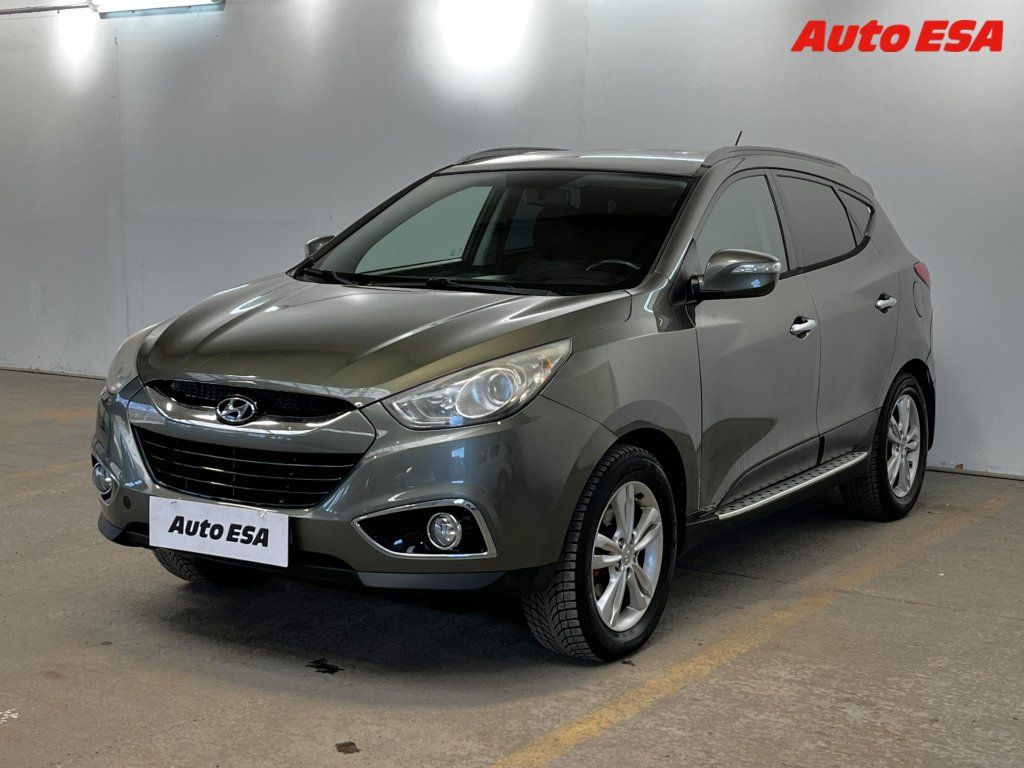 Hyundai ix35, 2.0CRDi 4x4,Xenon,AC - fotka 3