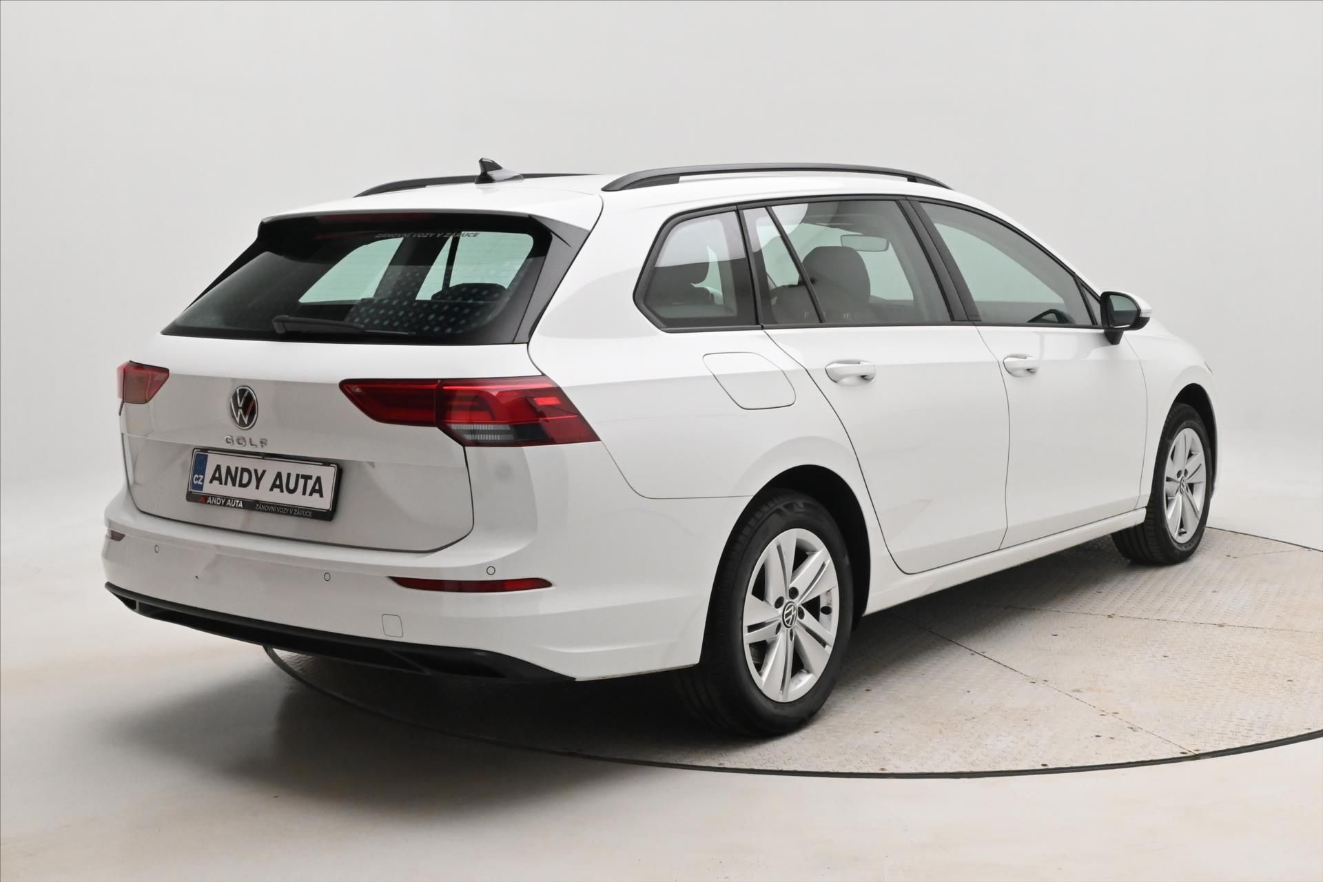 Volkswagen Golf, 2,0 TDI 110 kW DSG Life Záruka - fotka 5