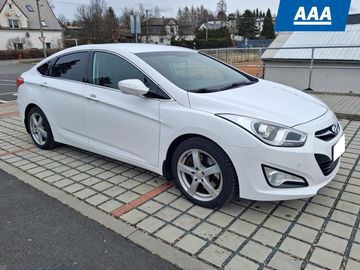 1.7 CRDi, Automatická klima