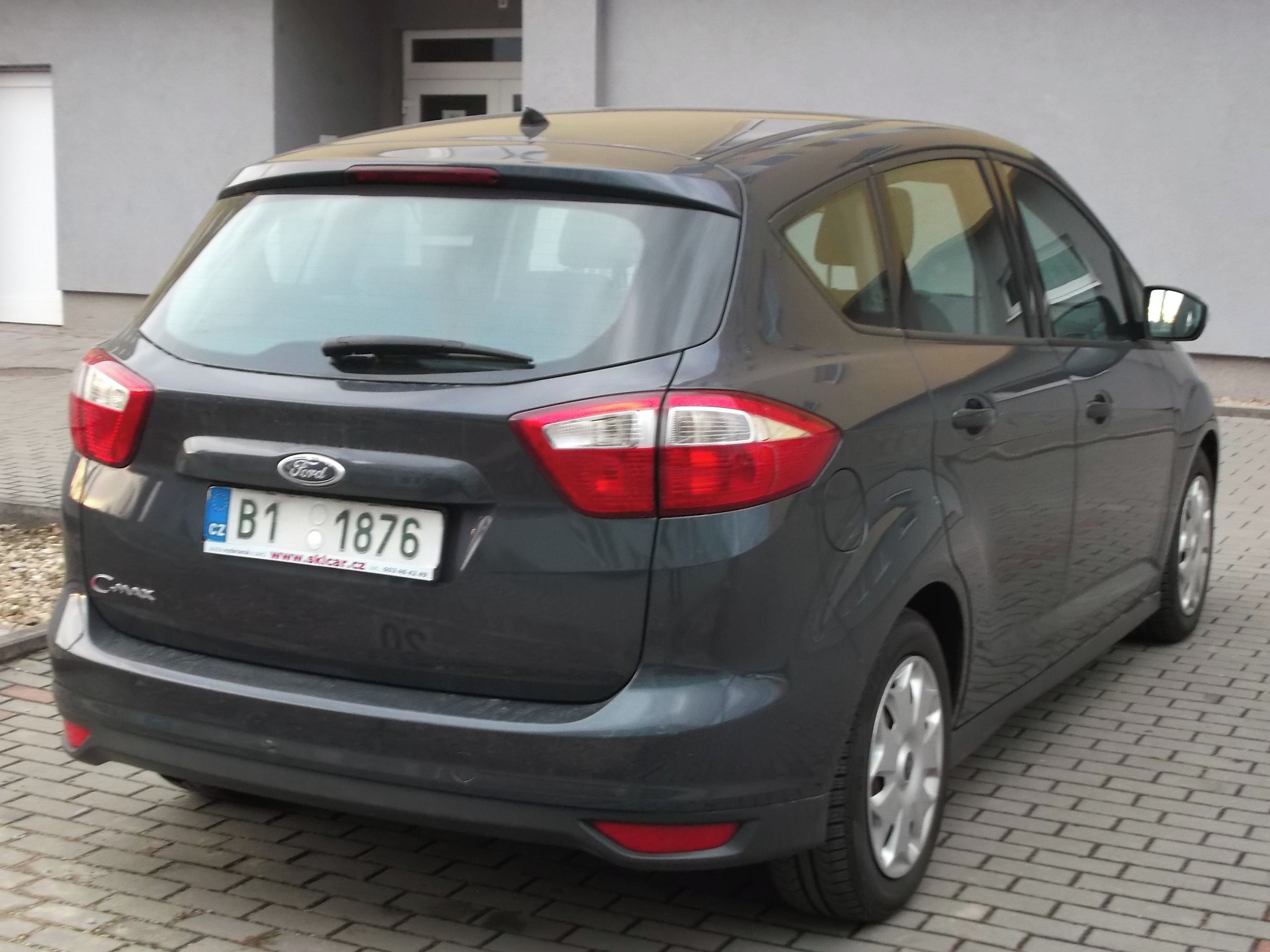 Ford C-MAX, 1,6 16V aut.klima,temp,servisk - fotka 3