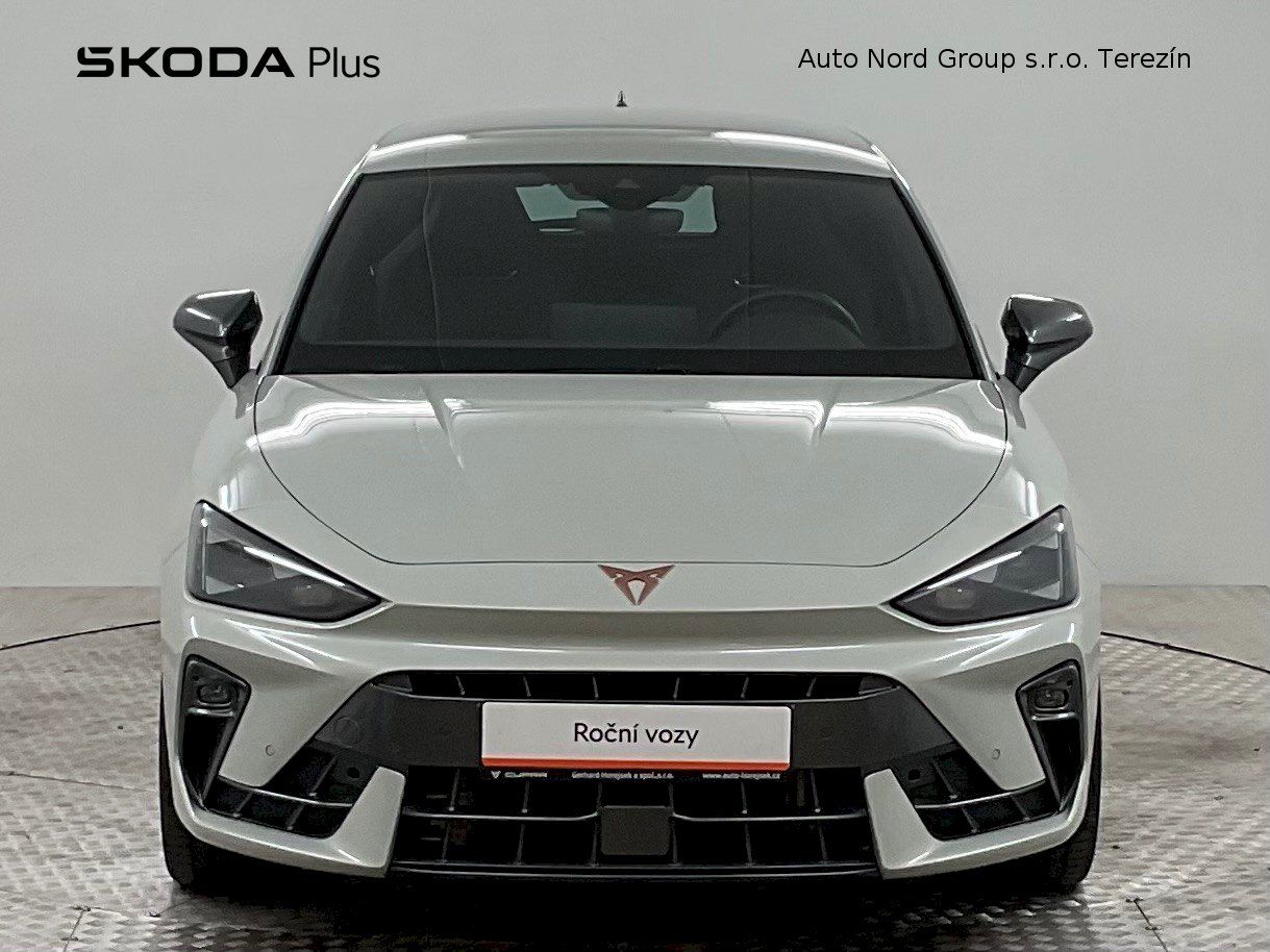 Cupra Leon, 1.5 eTSI 110KW - fotka 4