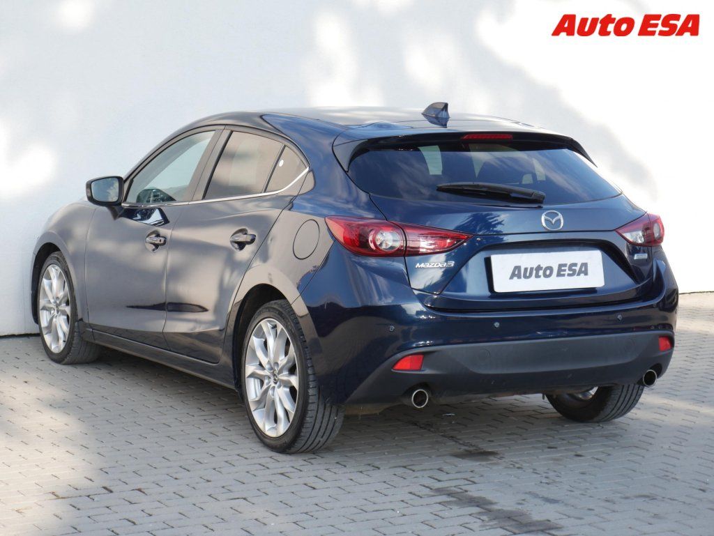Mazda 3, 2.0 i,AC,navi,park.asist - fotka 6