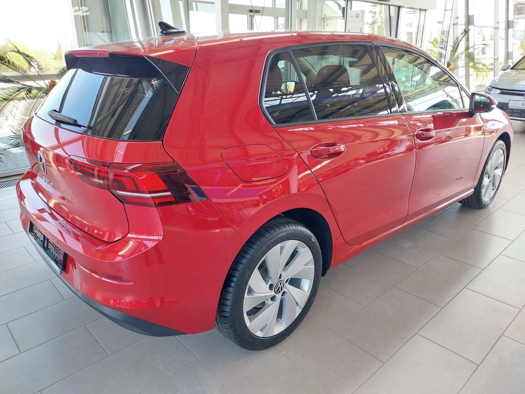 Volkswagen Golf, People 1,5 TSI 7DSG mHEV - fotka 3