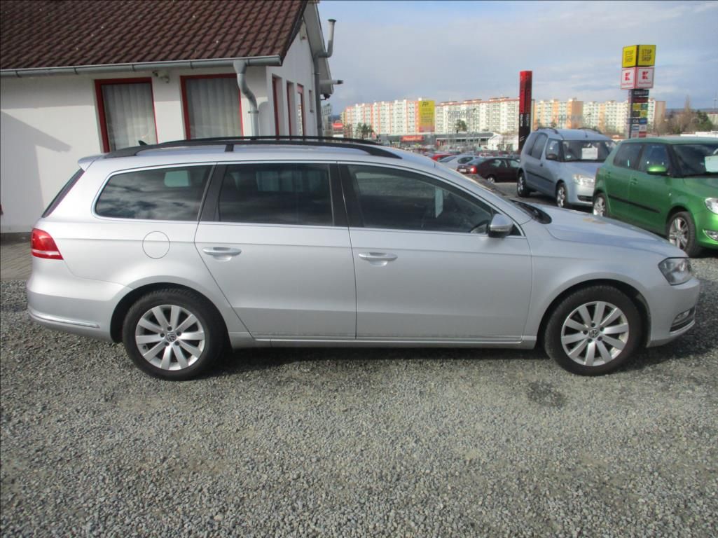 Volkswagen Passat, 1,4 TSI, DSG, aut.klima, Navi, - fotka 4