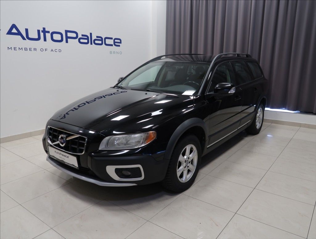 Volvo XC70, 2,4 D NAVIGACE TAŽNÉ NOVÉ V ČR - fotka 2