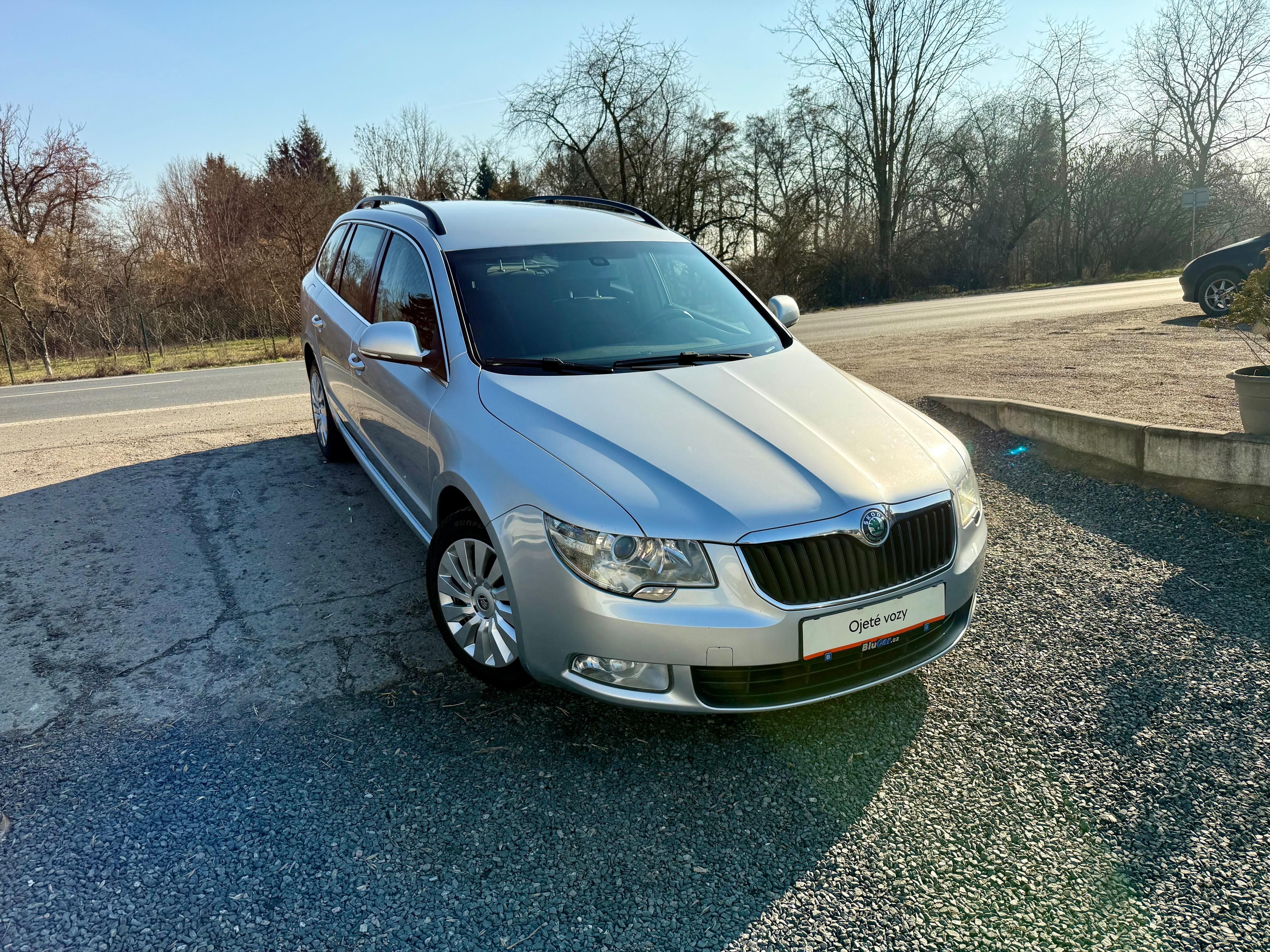 Škoda Superb, 2.0TDi 103kw Manuál Navi - fotka 6