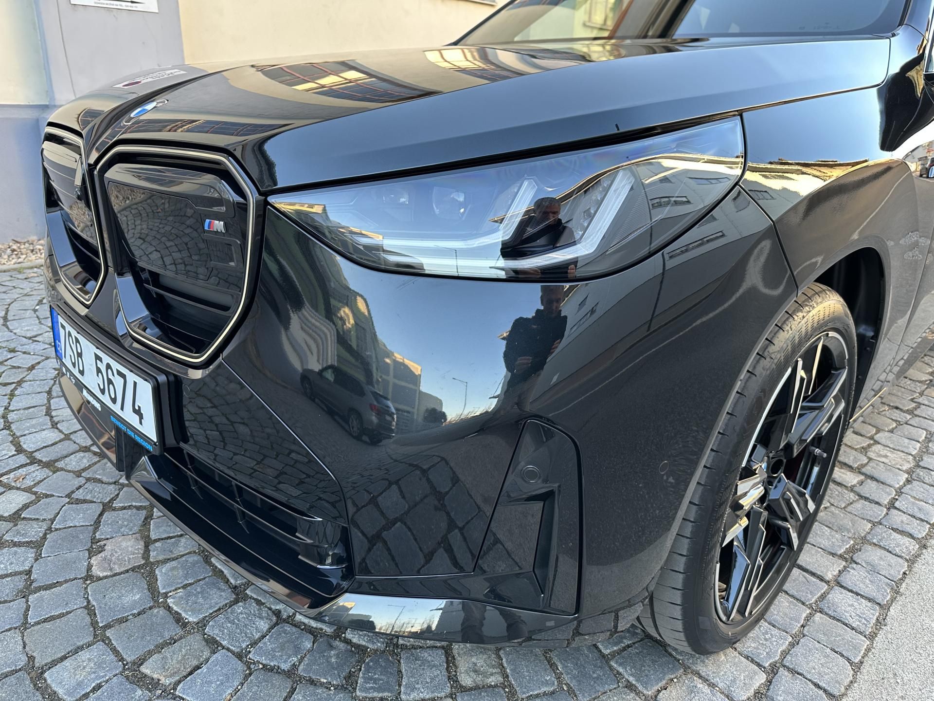 BMW X3, M 50i Xdrive - fotka 3