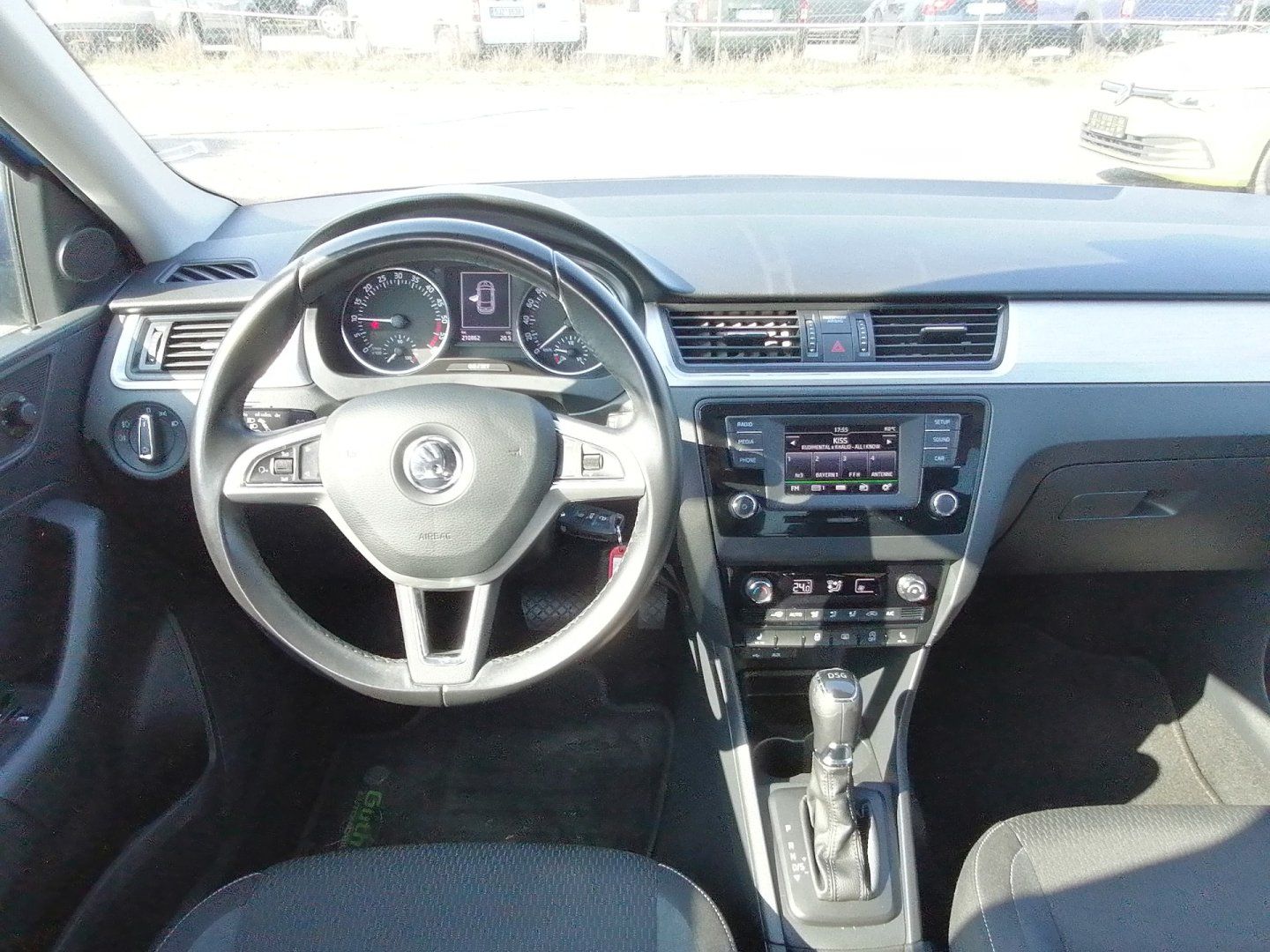 Škoda Rapid, 1.4 TDi DSG výhřevy, Tempomat - fotka 6