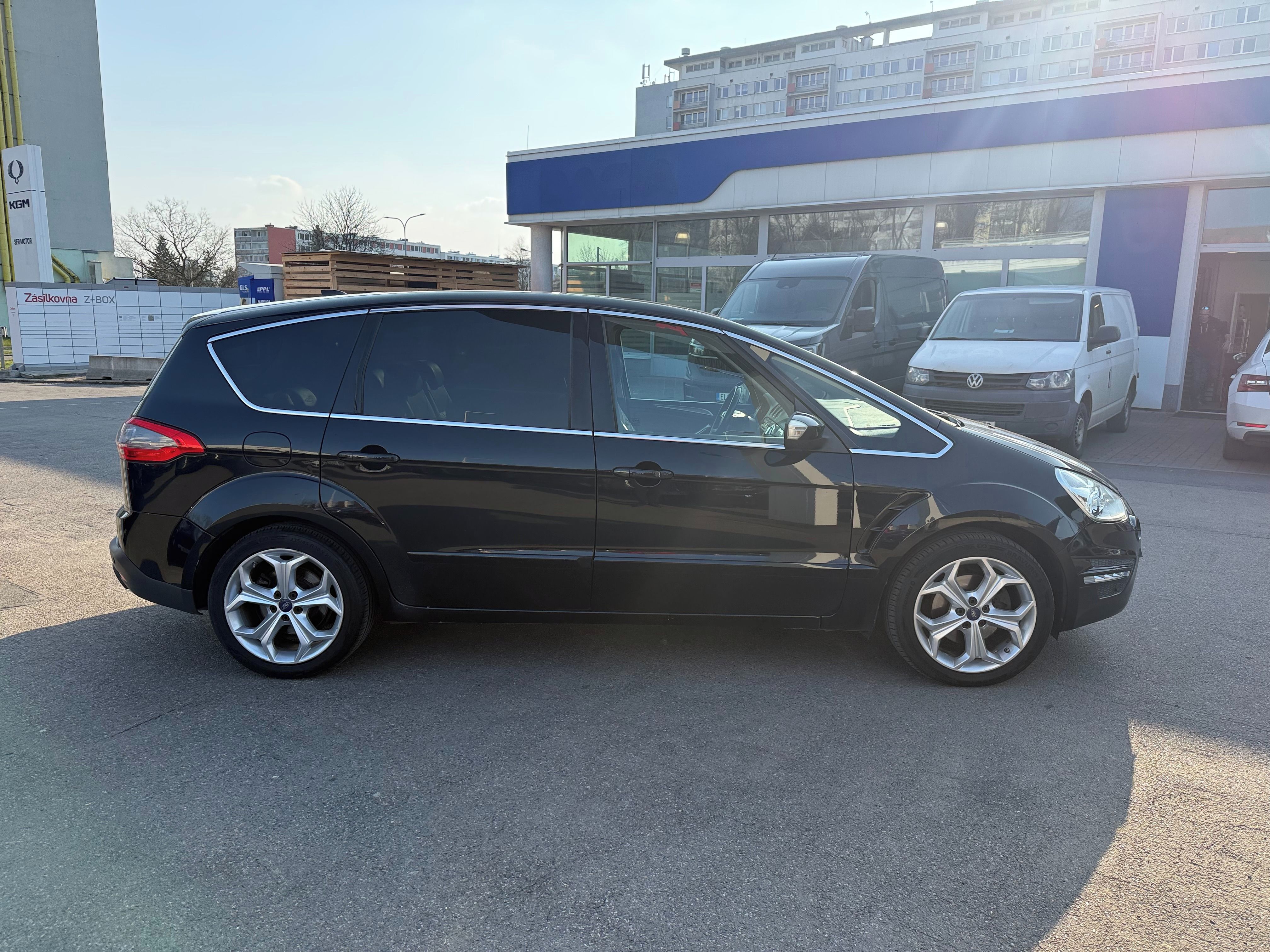 Ford S-MAX, 2,2 TDCI 147kW 7míst - fotka 6