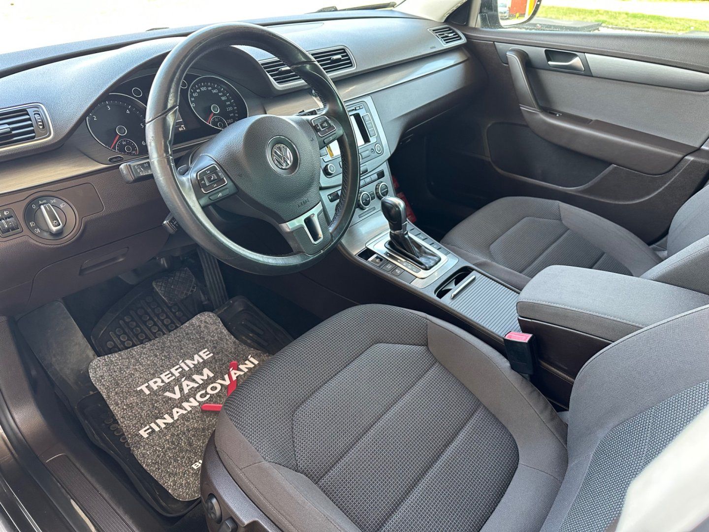 Volkswagen Passat, 2.0TDi DSG, NAVI, EL. KUFR, - fotka 5