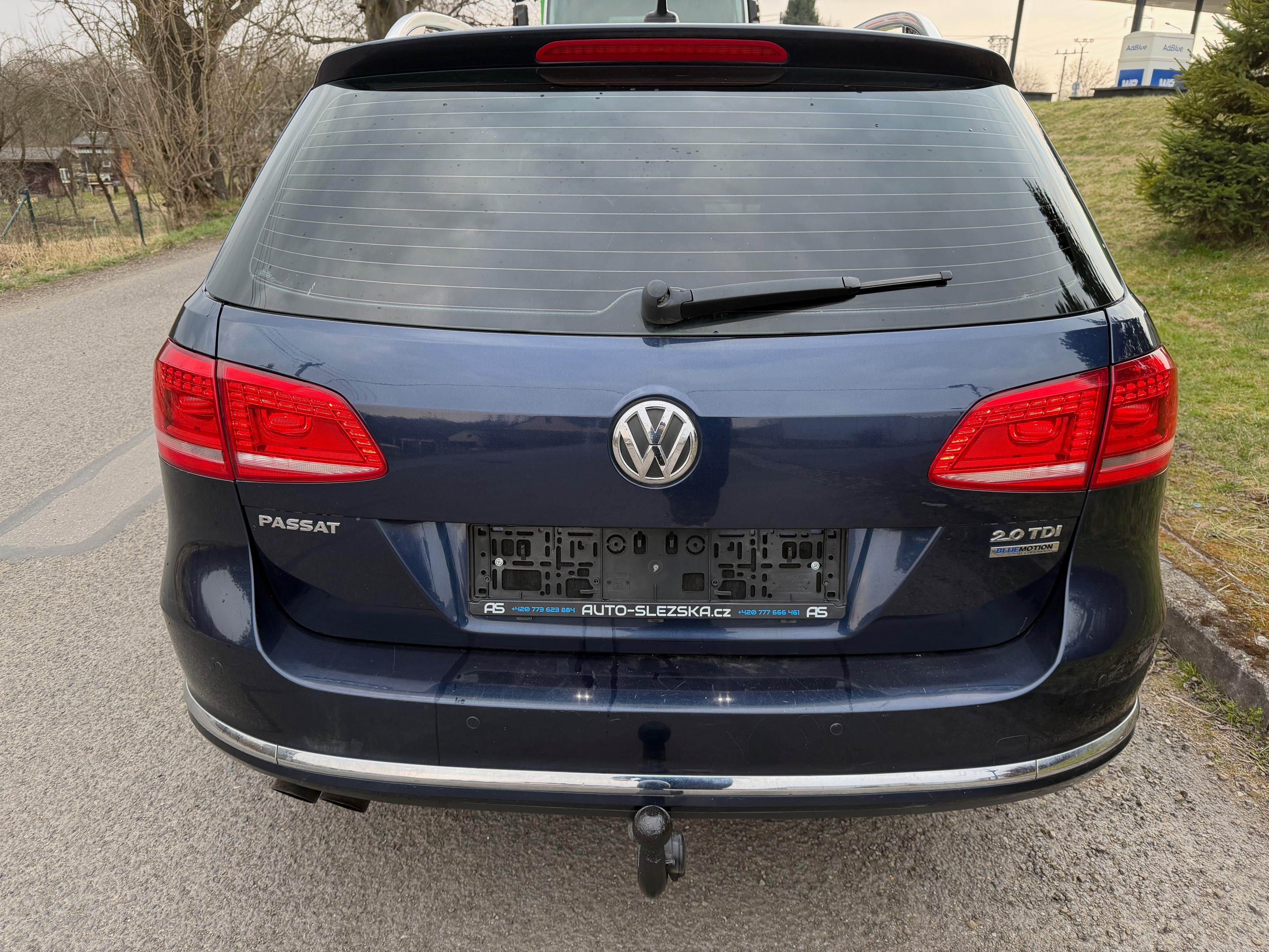 Volkswagen Passat Variant, 2.0TDi-103kw,manuál,navi,tažné - fotka 5