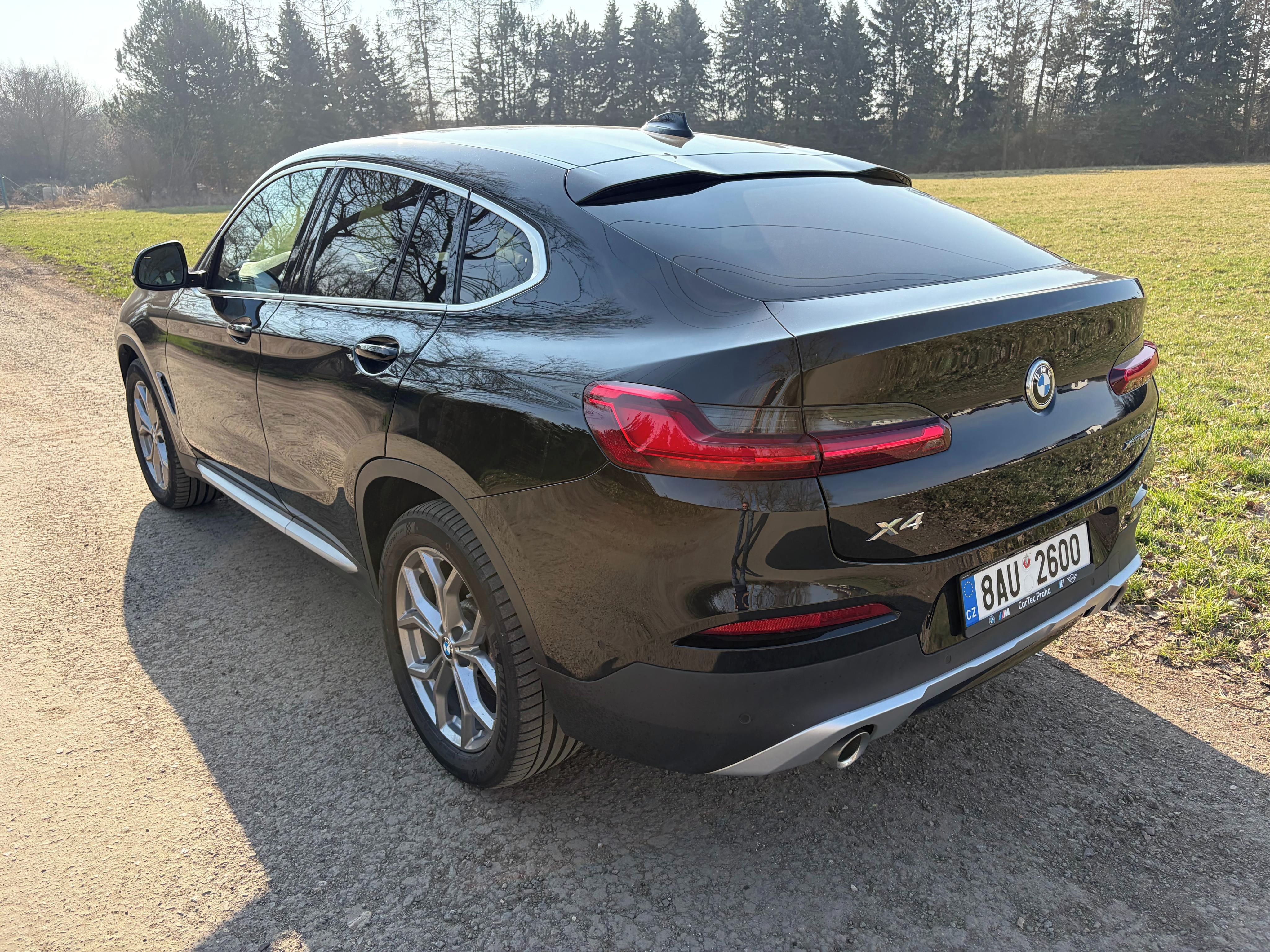 BMW X4, 2.0 xdrive - ČR, servis - fotka 4