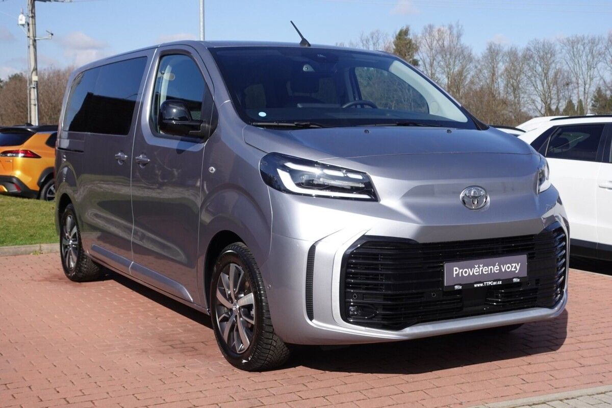 Toyota Proace Verso, 2.0L Diesel 144 PS 5D L1 6 MT - fotka 3