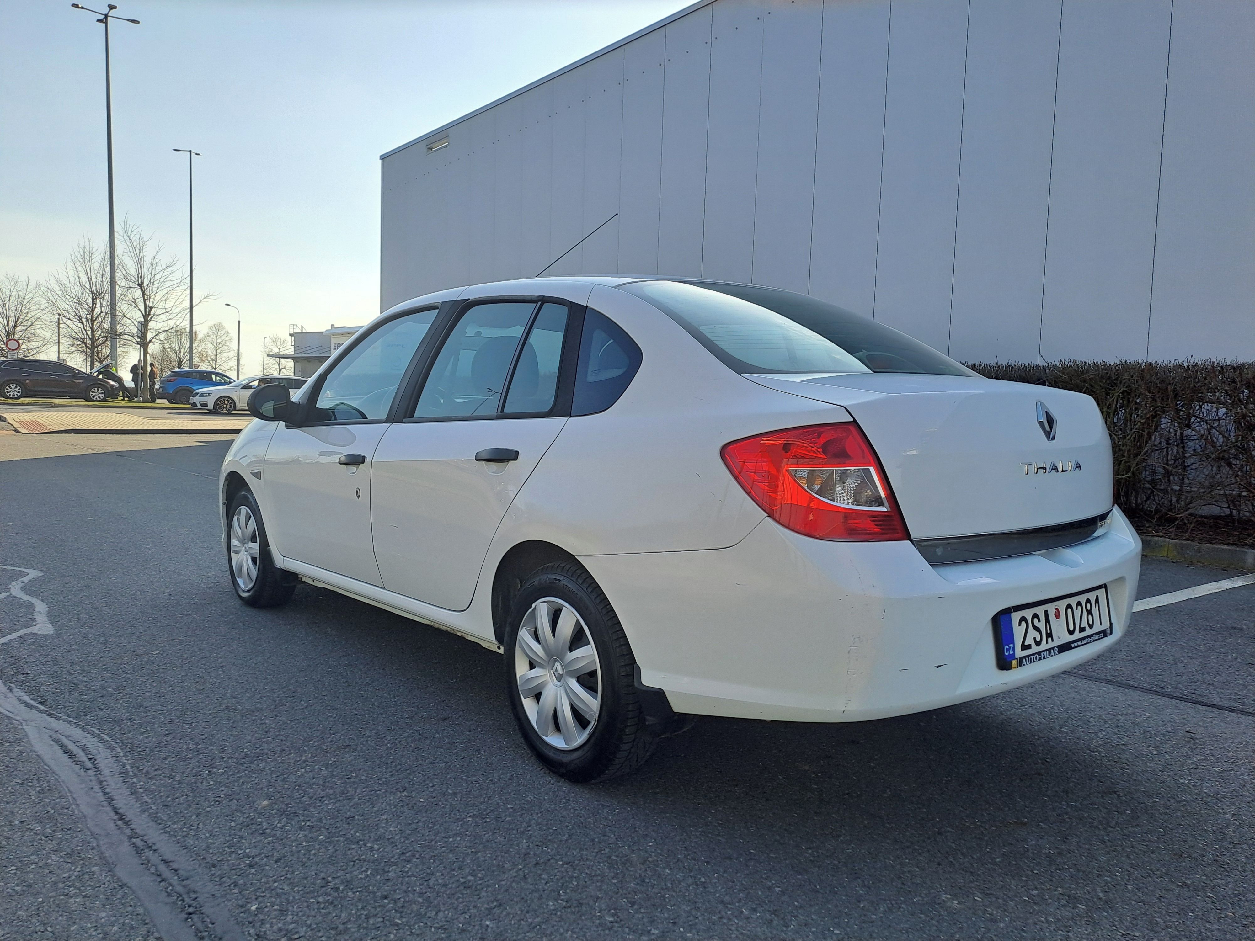 Renault Thalia, 1.2i ČR 2.MAJ POUZE 81 940KM - fotka 5