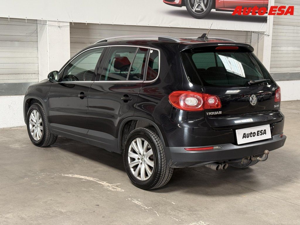 Volkswagen Tiguan, 2.0 TDi 4x4,navi - fotka 4