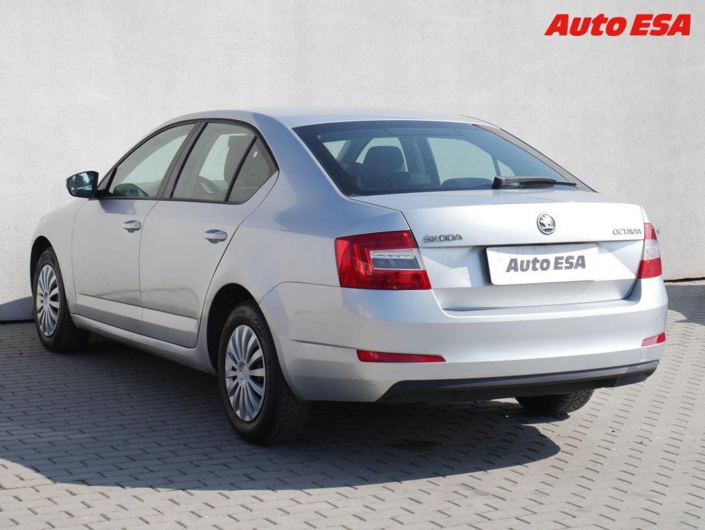 Škoda Octavia, 1.6TDI,AC,temp,STK2/28 - fotka 6
