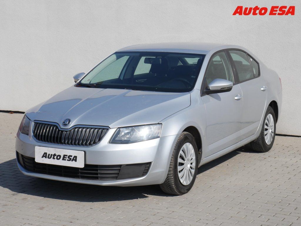 Škoda Octavia, 1.6TDI,AC,temp,STK2/28 - fotka 3