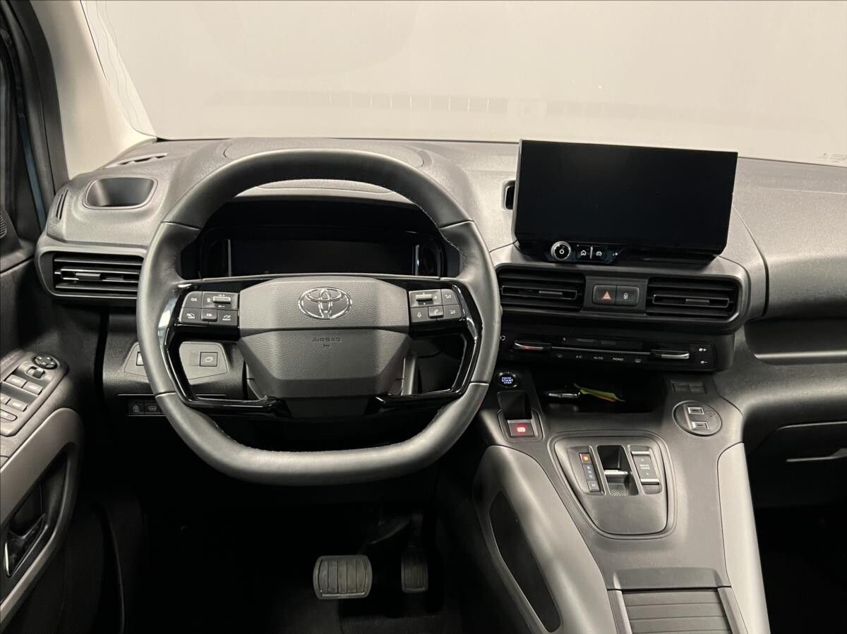 Toyota Proace City Verso, 1,5 D 8AT VIP L1 - fotka 5
