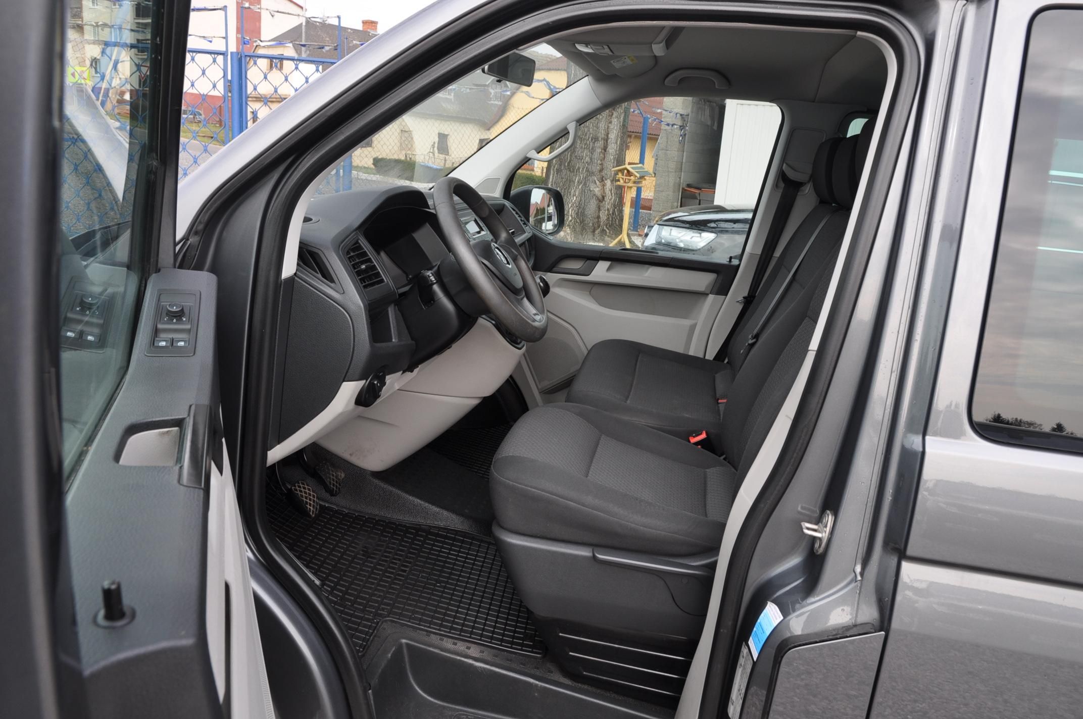 Volkswagen Caravelle, 2.0TDi 110kW LONG 4x4 - fotka 6