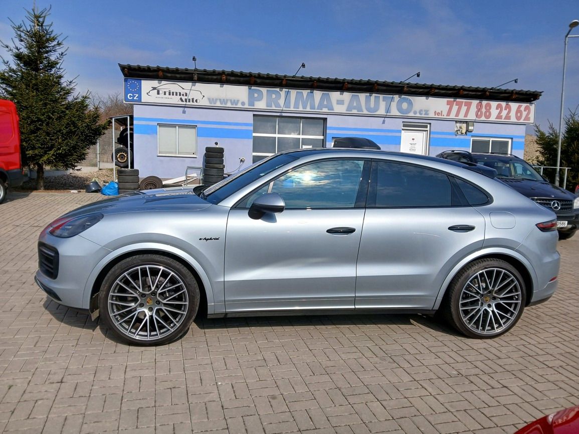 Porsche Cayenne, E-HYBRID - fotka 2