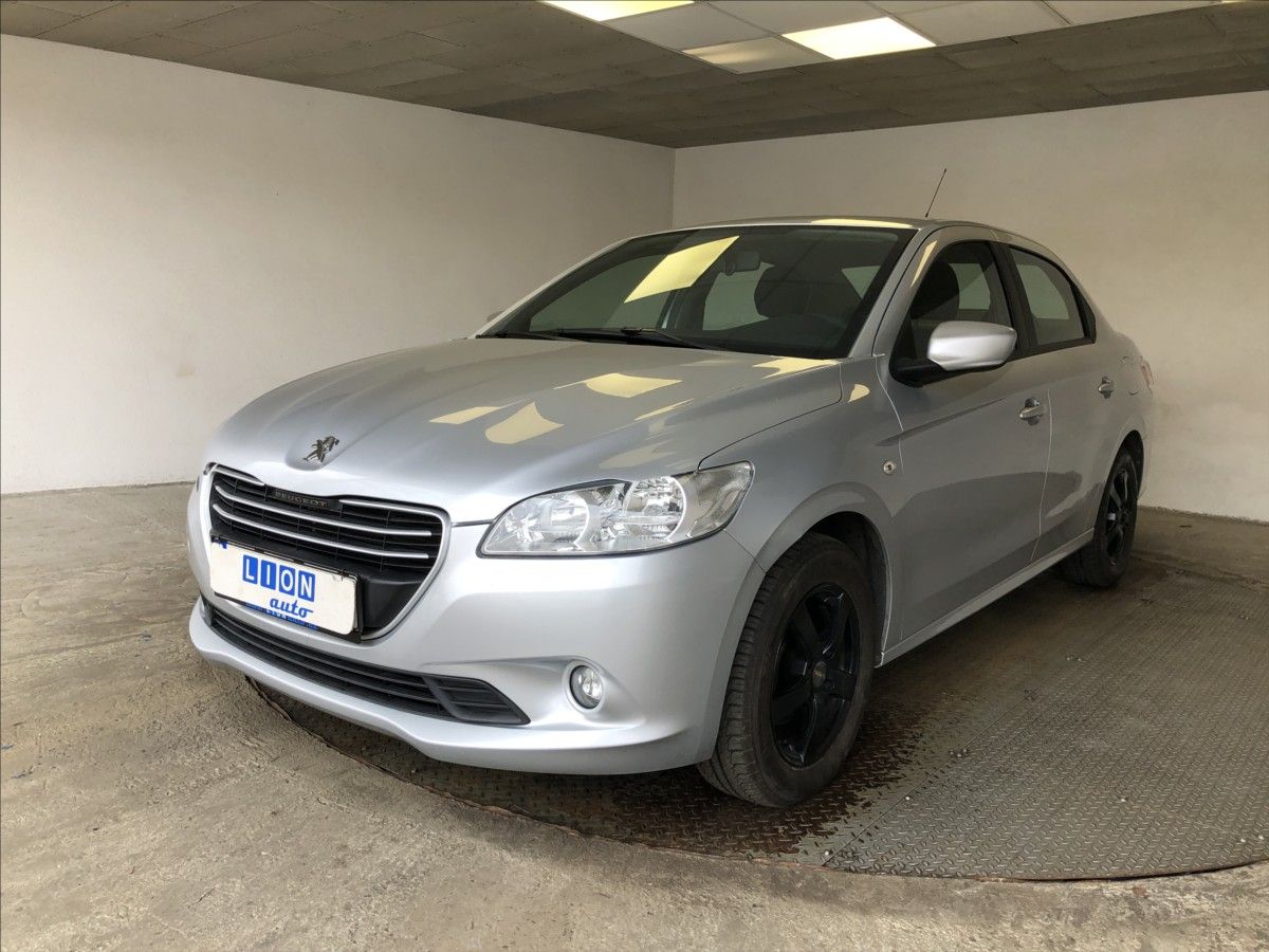 Peugeot 301, 1,6 16V - fotka 3