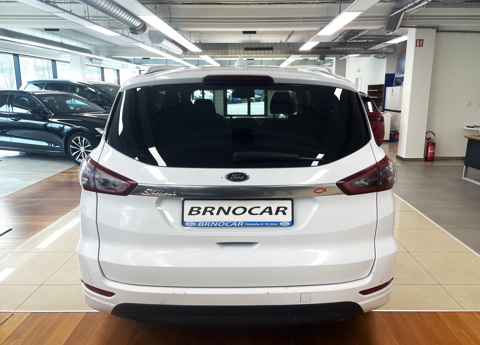 Ford S-MAX, Titanium 2,0D 110kW 7 MÍST, ČR - fotka 5