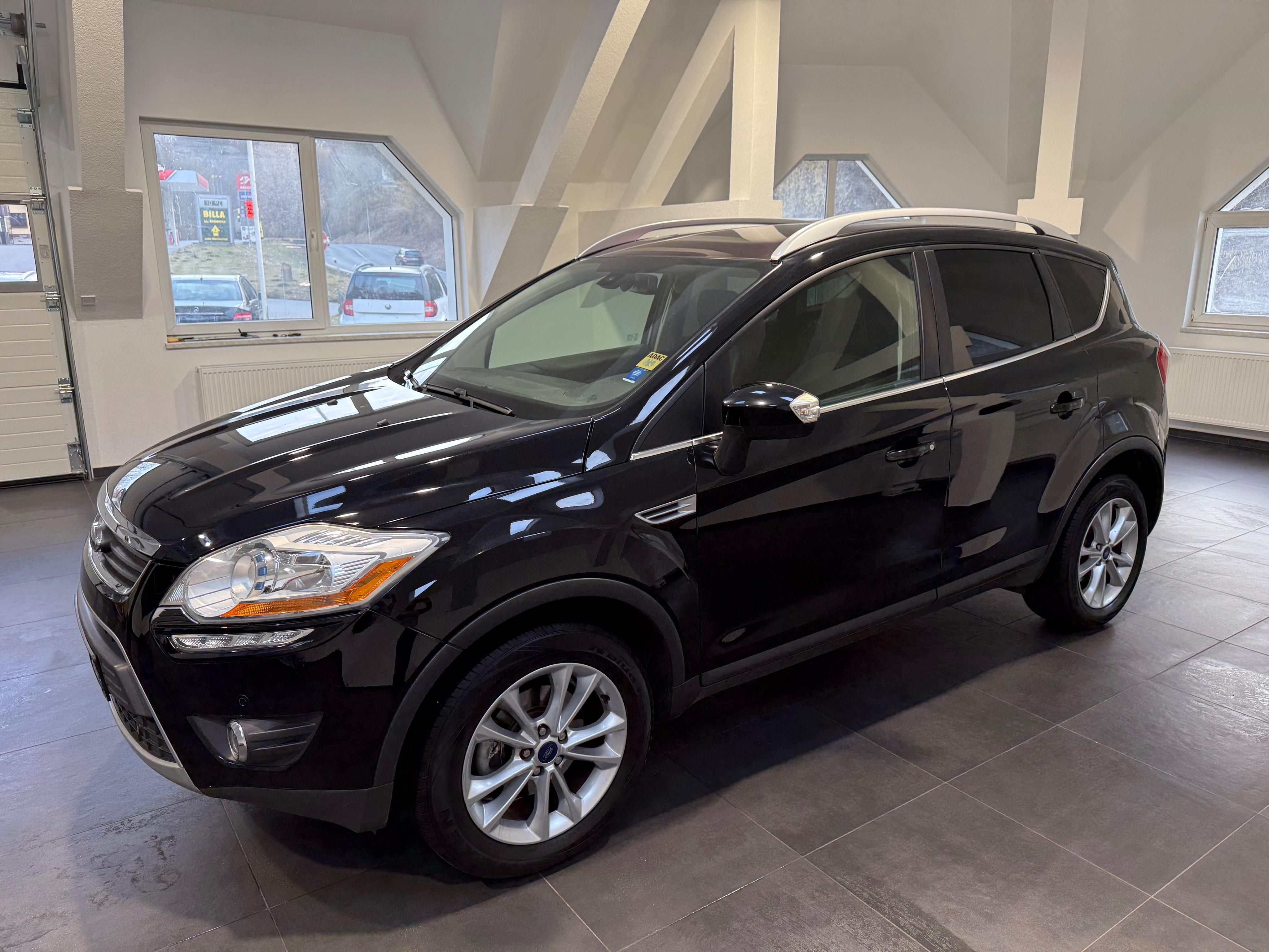Ford Kuga, . 2.0 TDCi 4×4 AT 120kW PANO - fotka 3