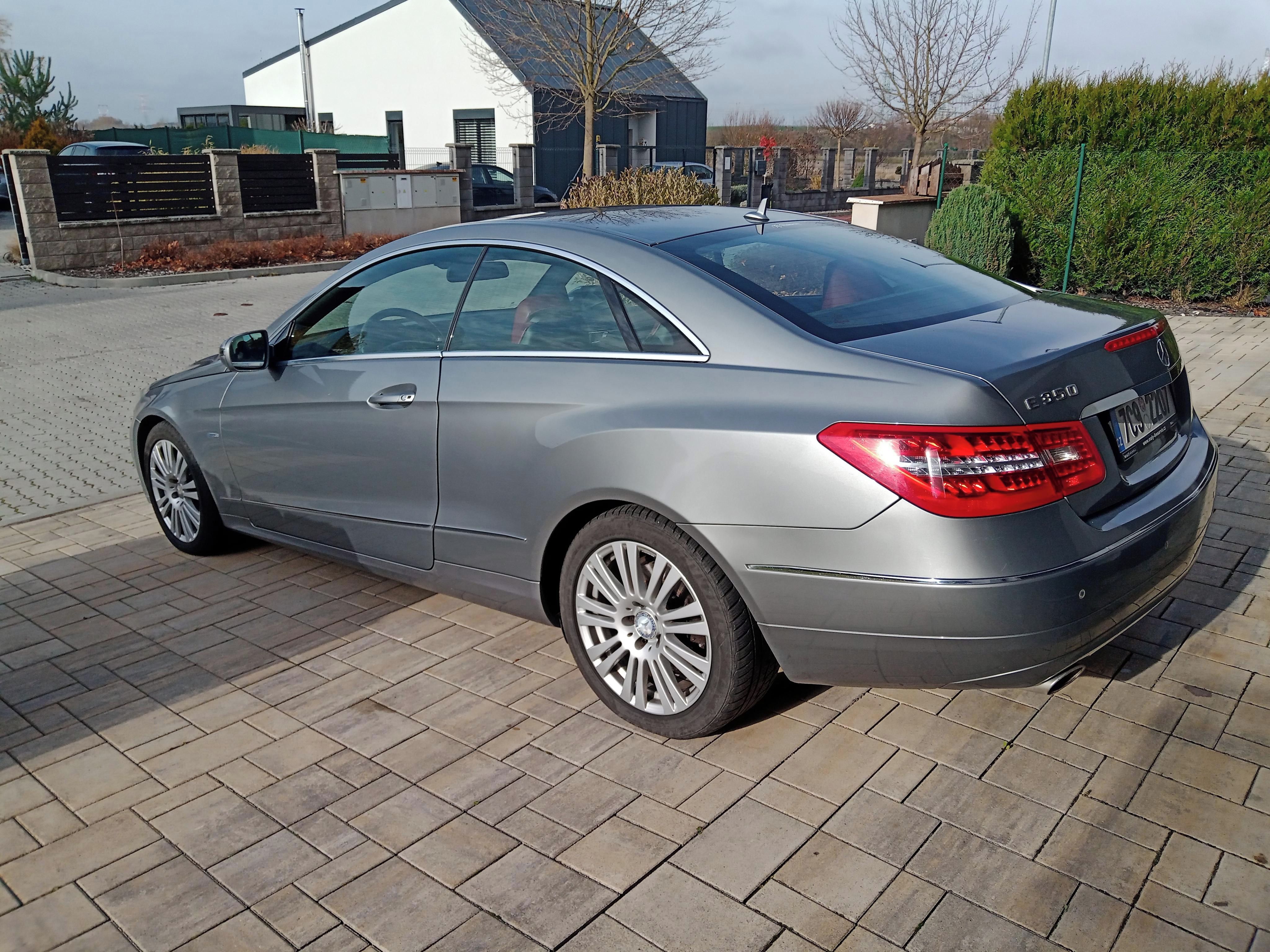 Mercedes-Benz Třídy E, E 350 CDI coupe - fotka 4