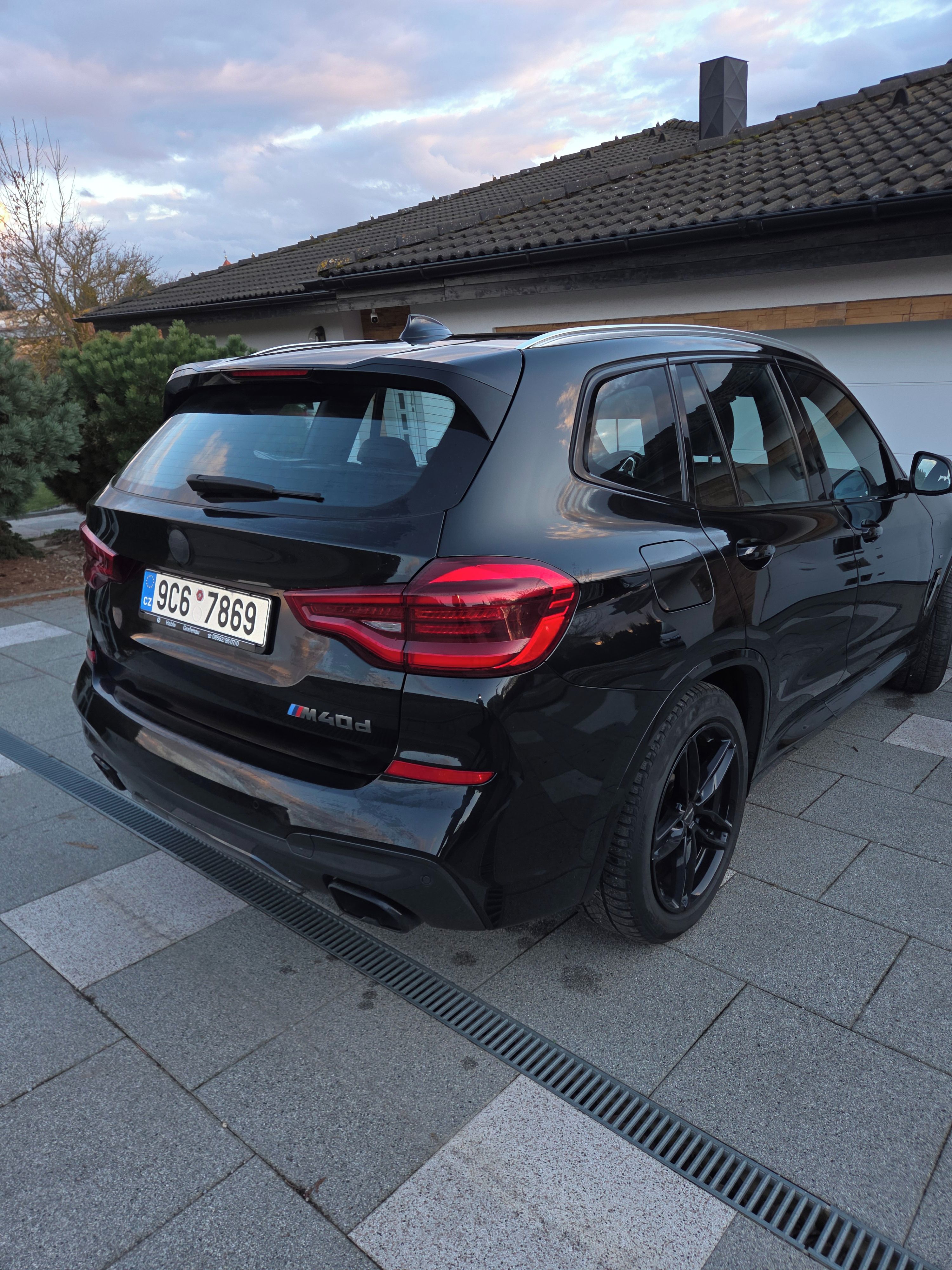 BMW X3, M40d - fotka 6