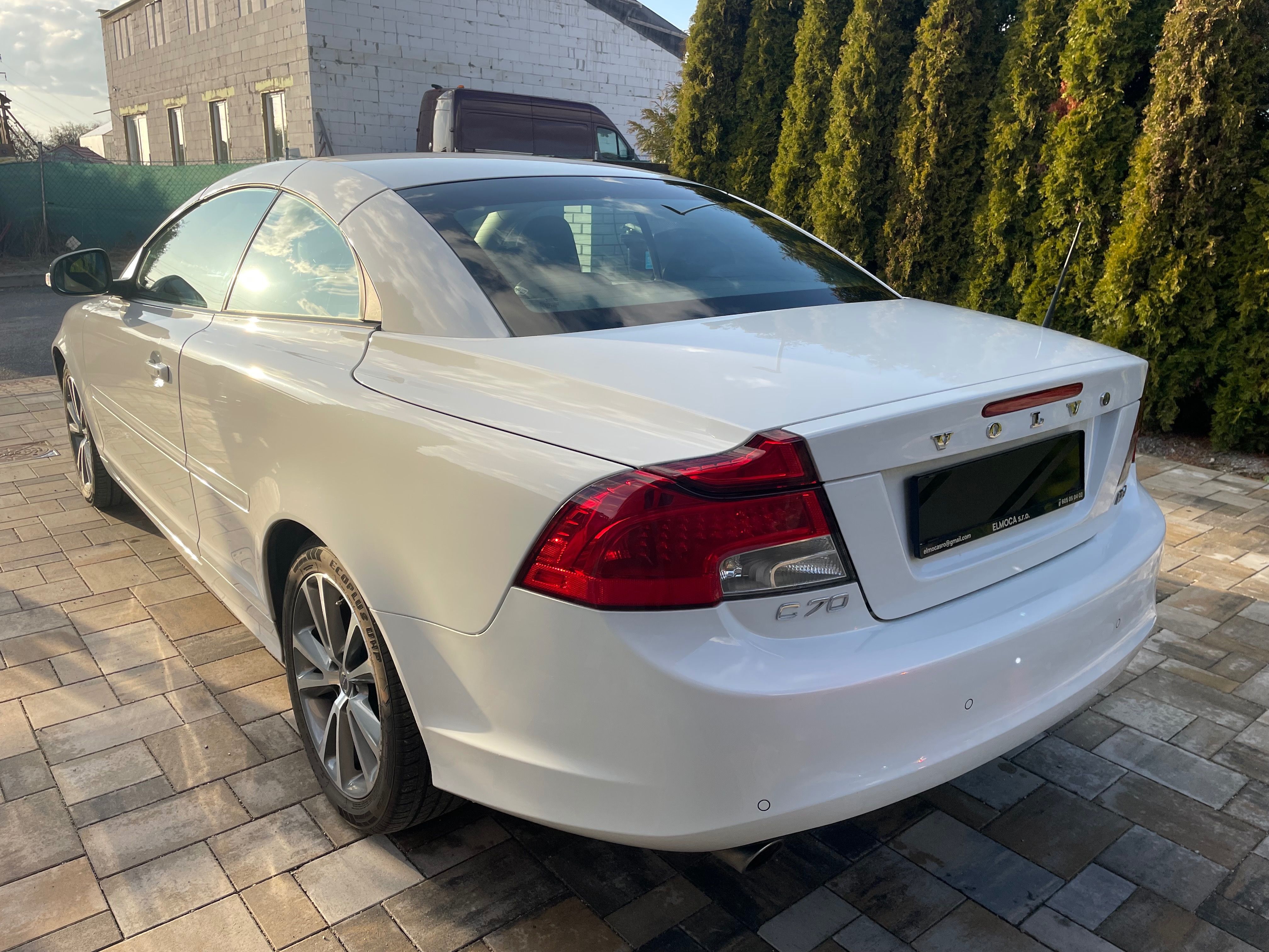 Volvo C70, 5válec 2,0 D3 servisní kniha - fotka 4