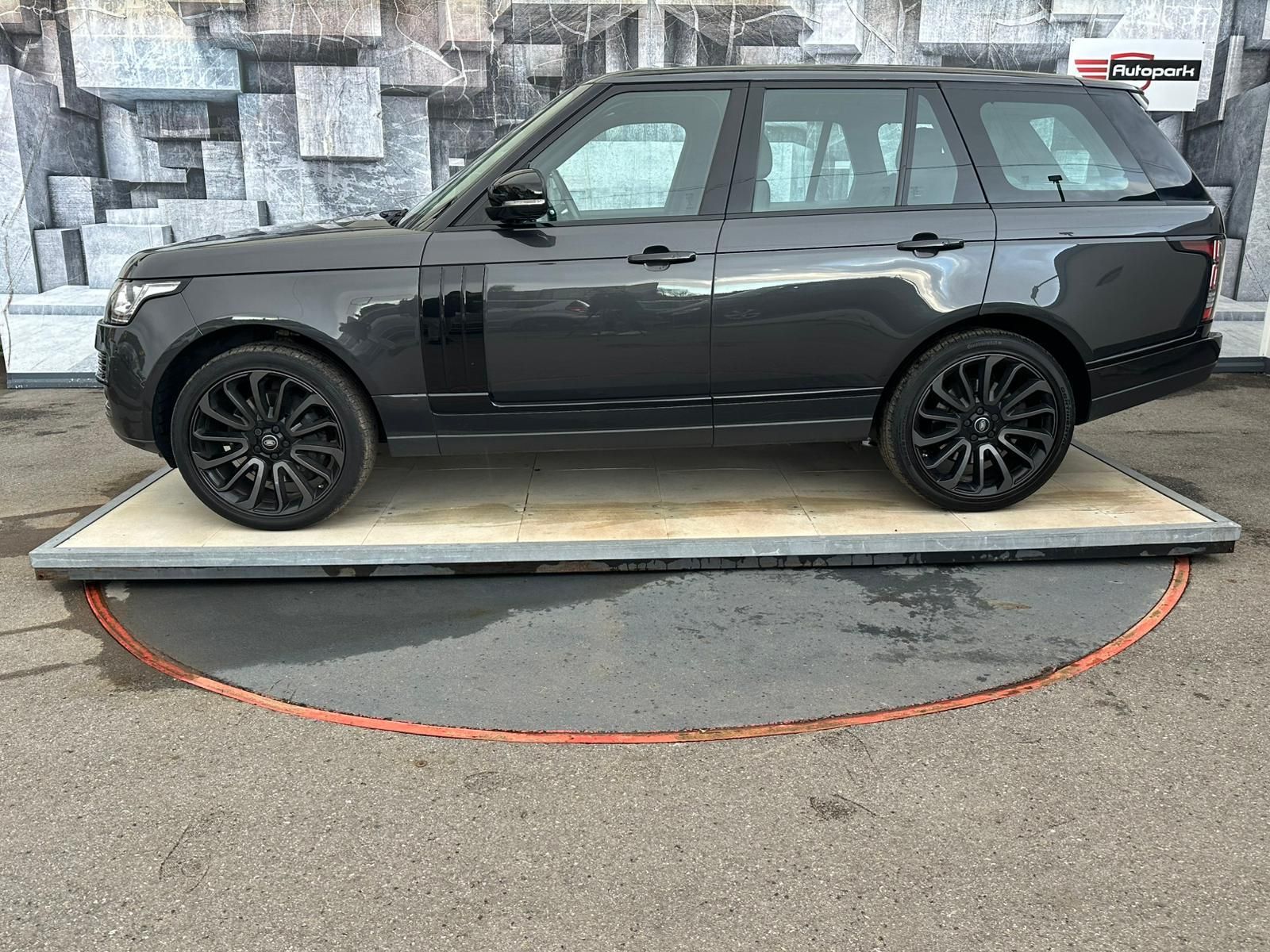 Land Rover Range Rover, 3.0TDV6, 190KW, 360°, SOFT - fotka 4