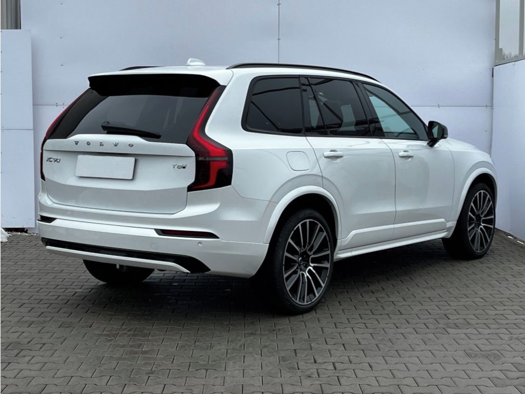 Volvo XC90, Plus Dark T8 AWD 335kW - fotka 5