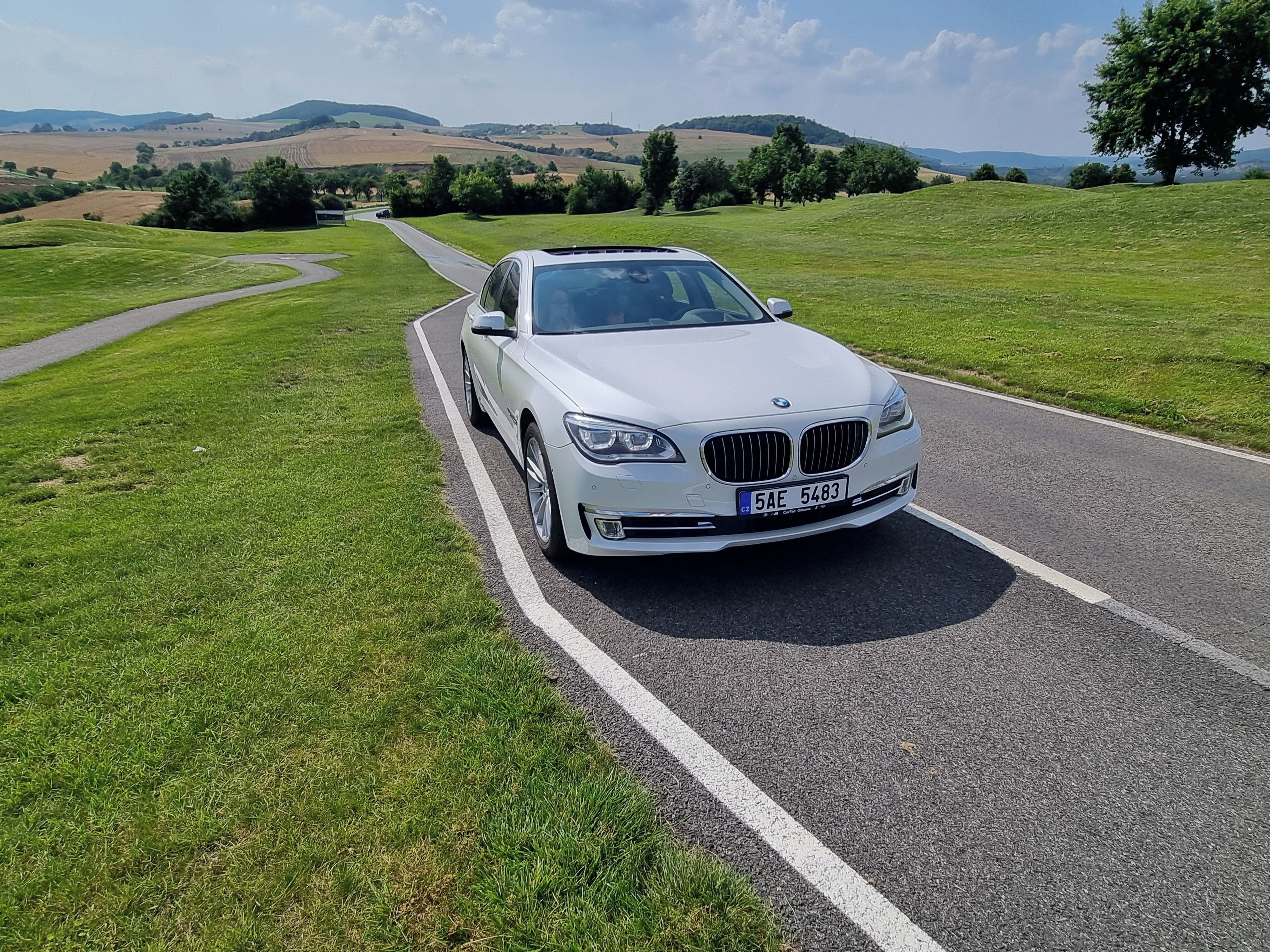 BMW Řada 7, BMW 740d - fotka 6
